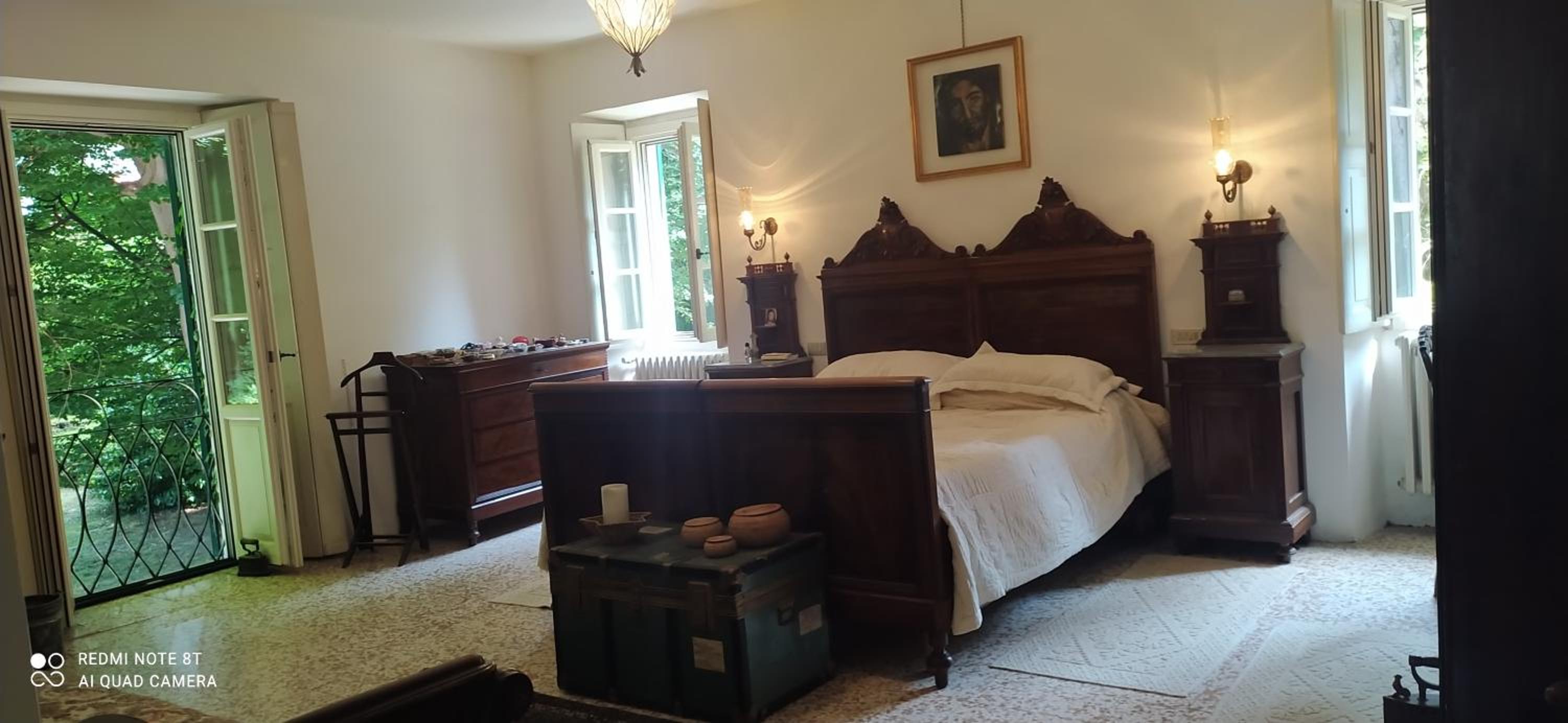 Large Double Room photo 1