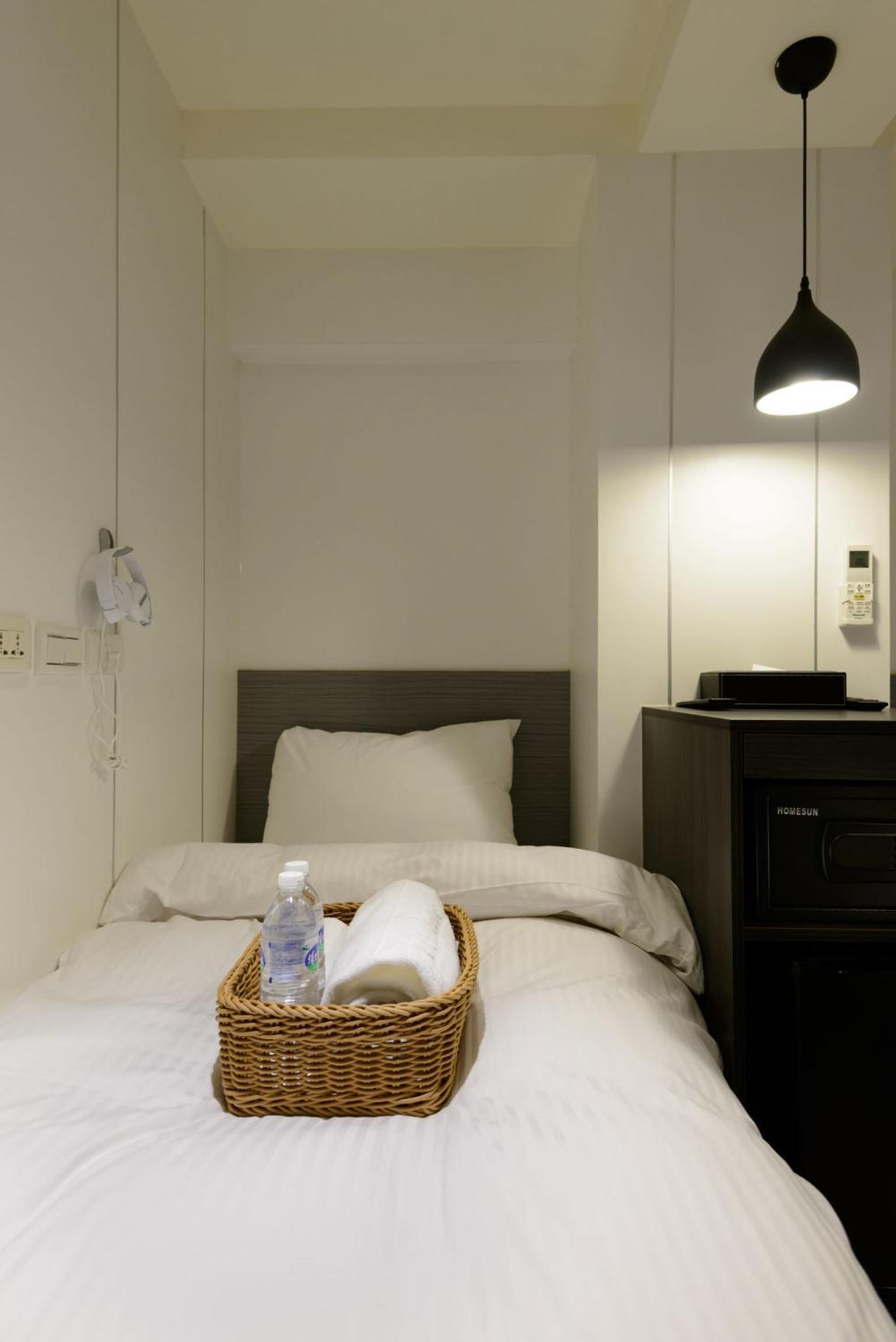 经济单人房(无窗)