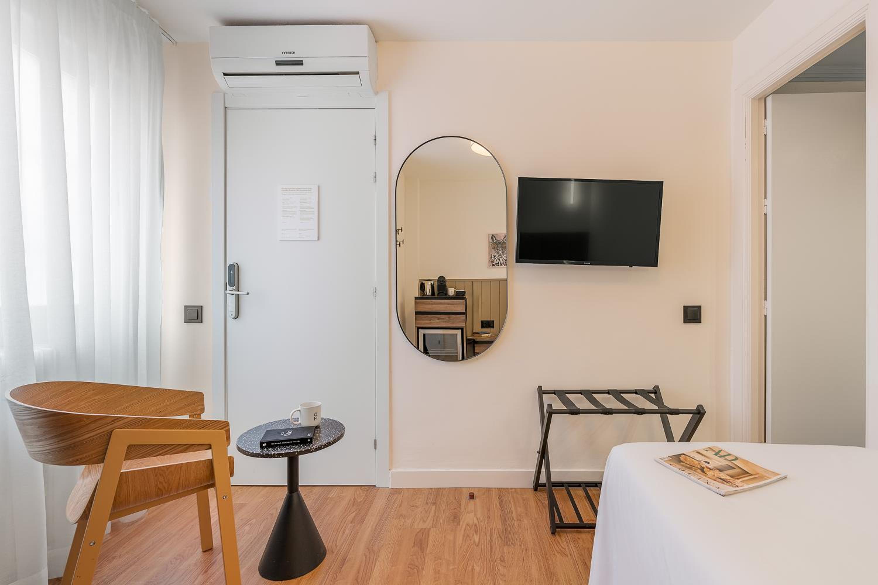 Single Room photo 3