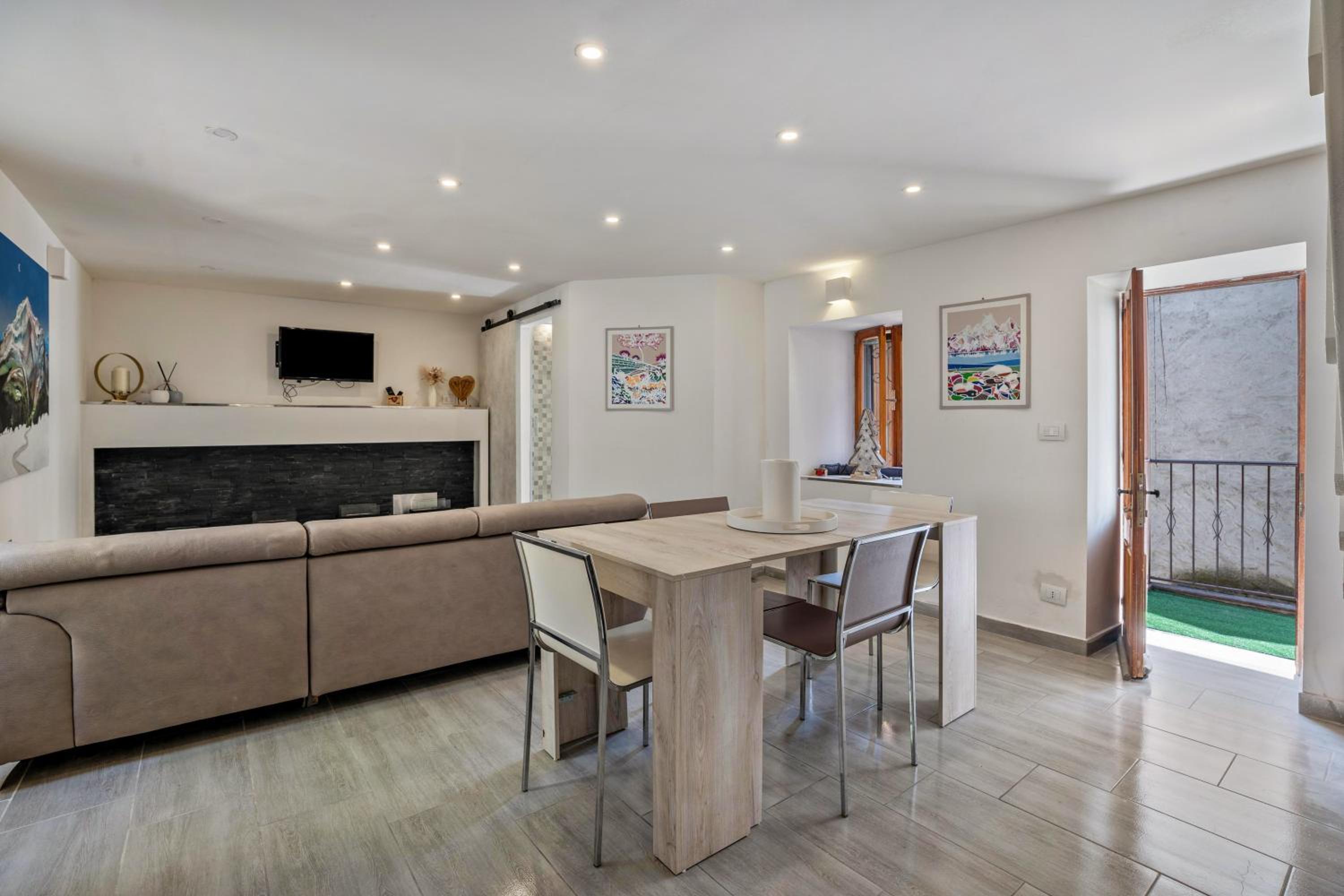 Two-Bedroom House photo 1