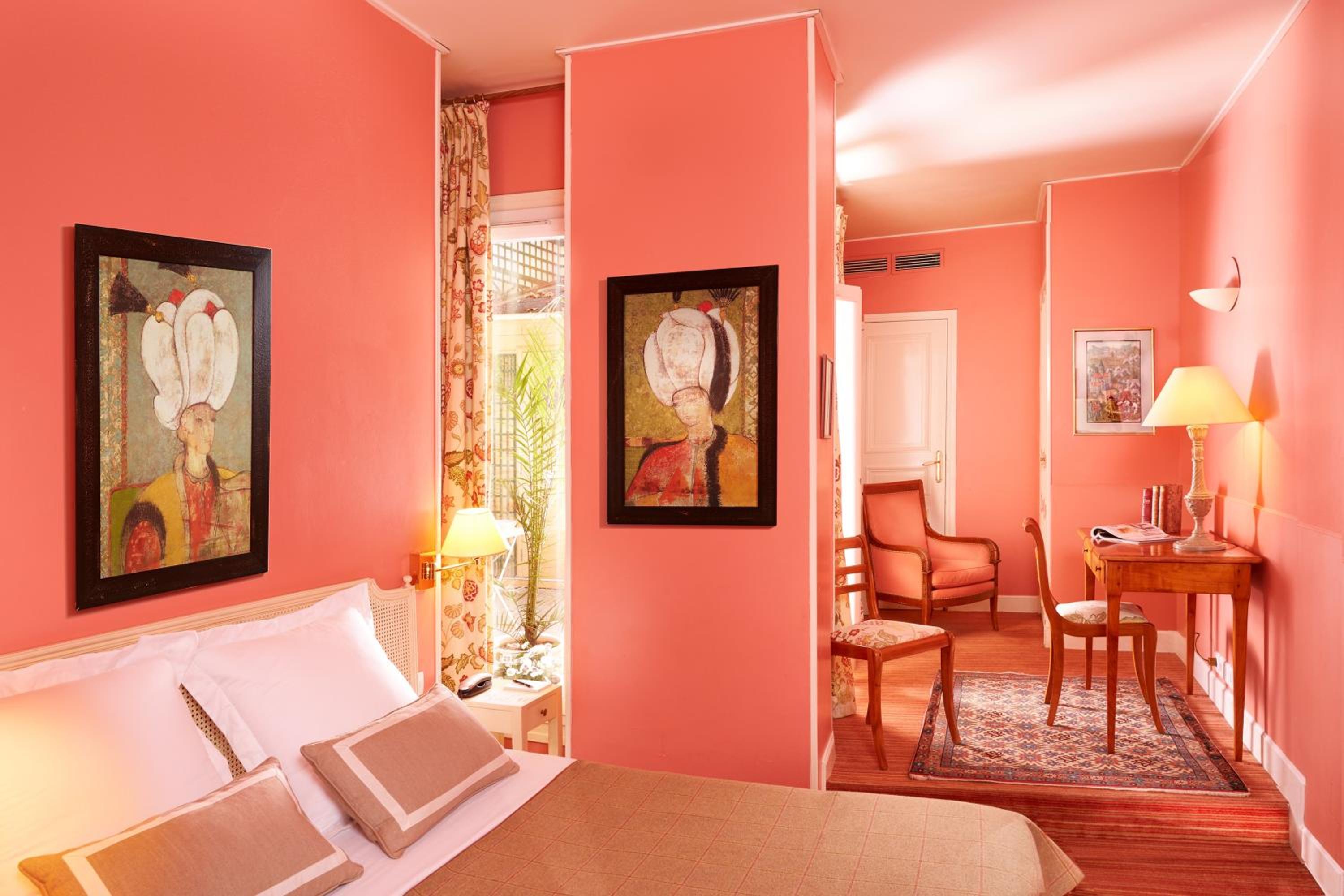 Superior Triple Room photo 3