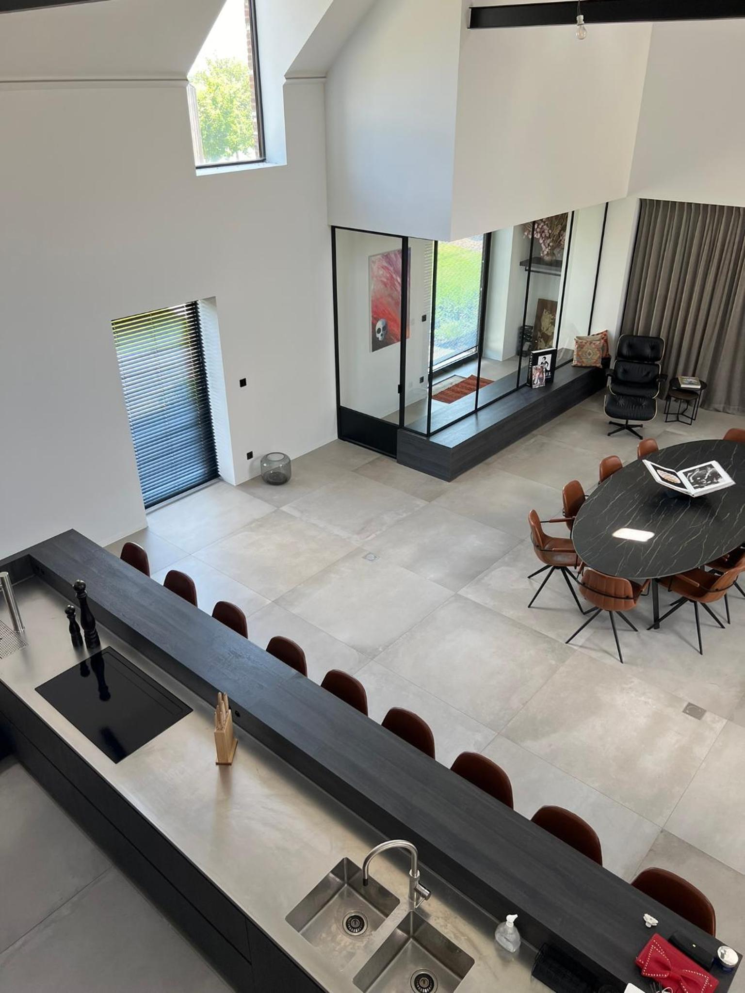 Four-Bedroom House photo 2