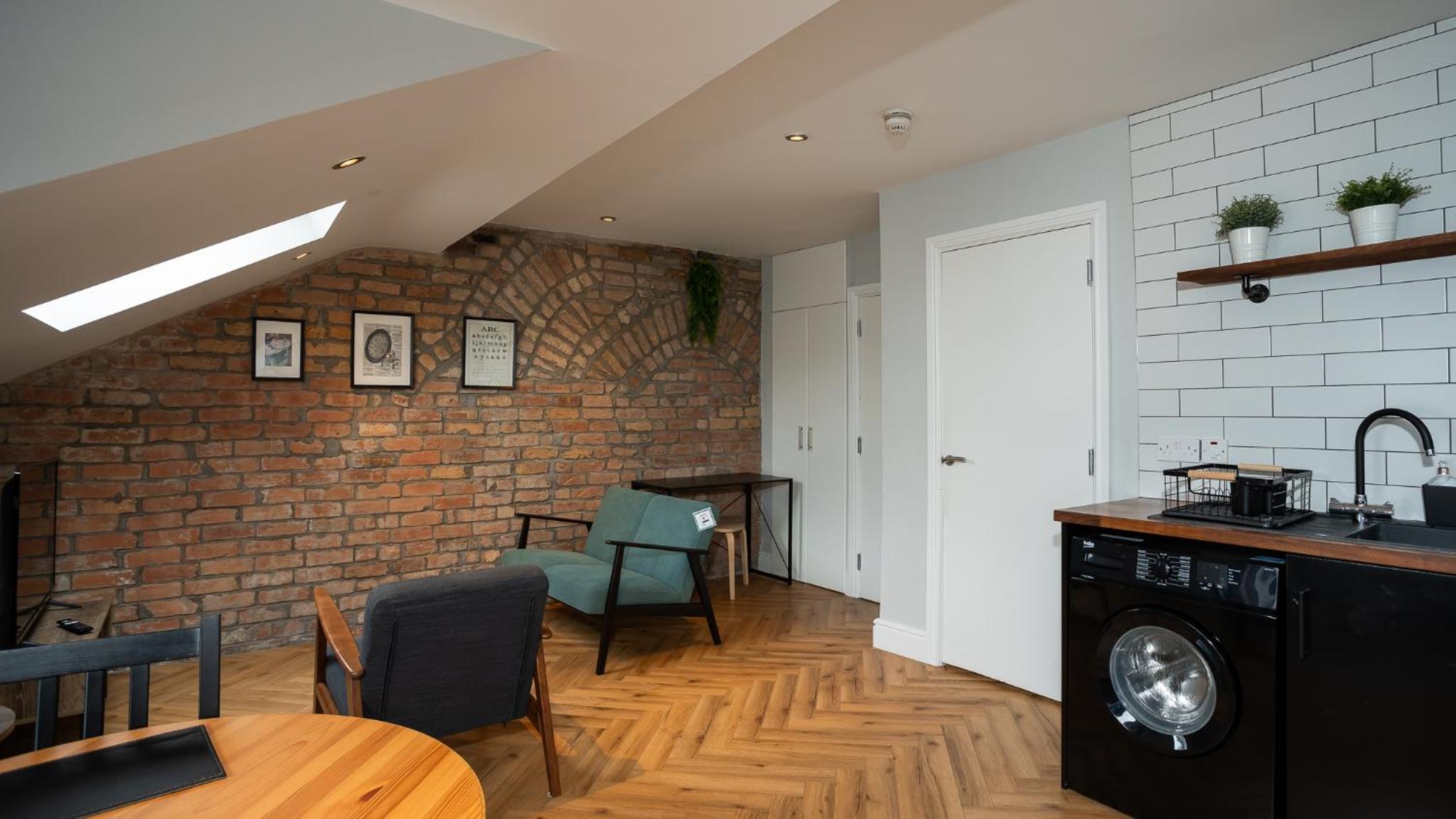 One-bedroom Loft Apartment  photo 3