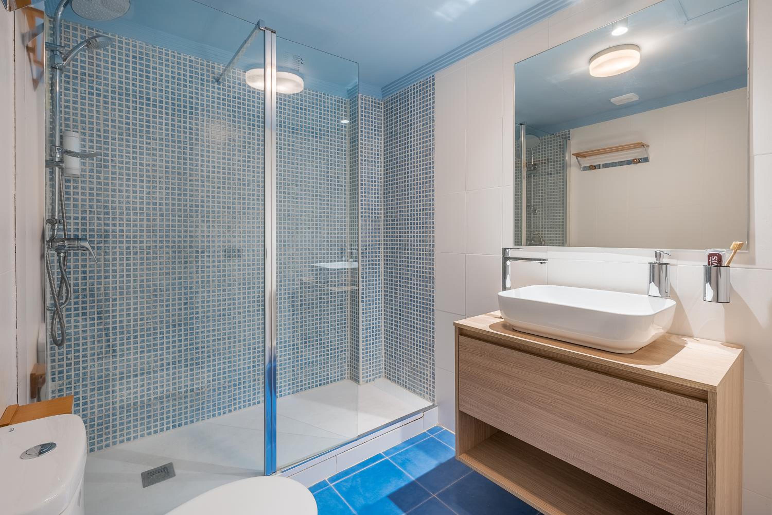 Triple Room - Photo 10