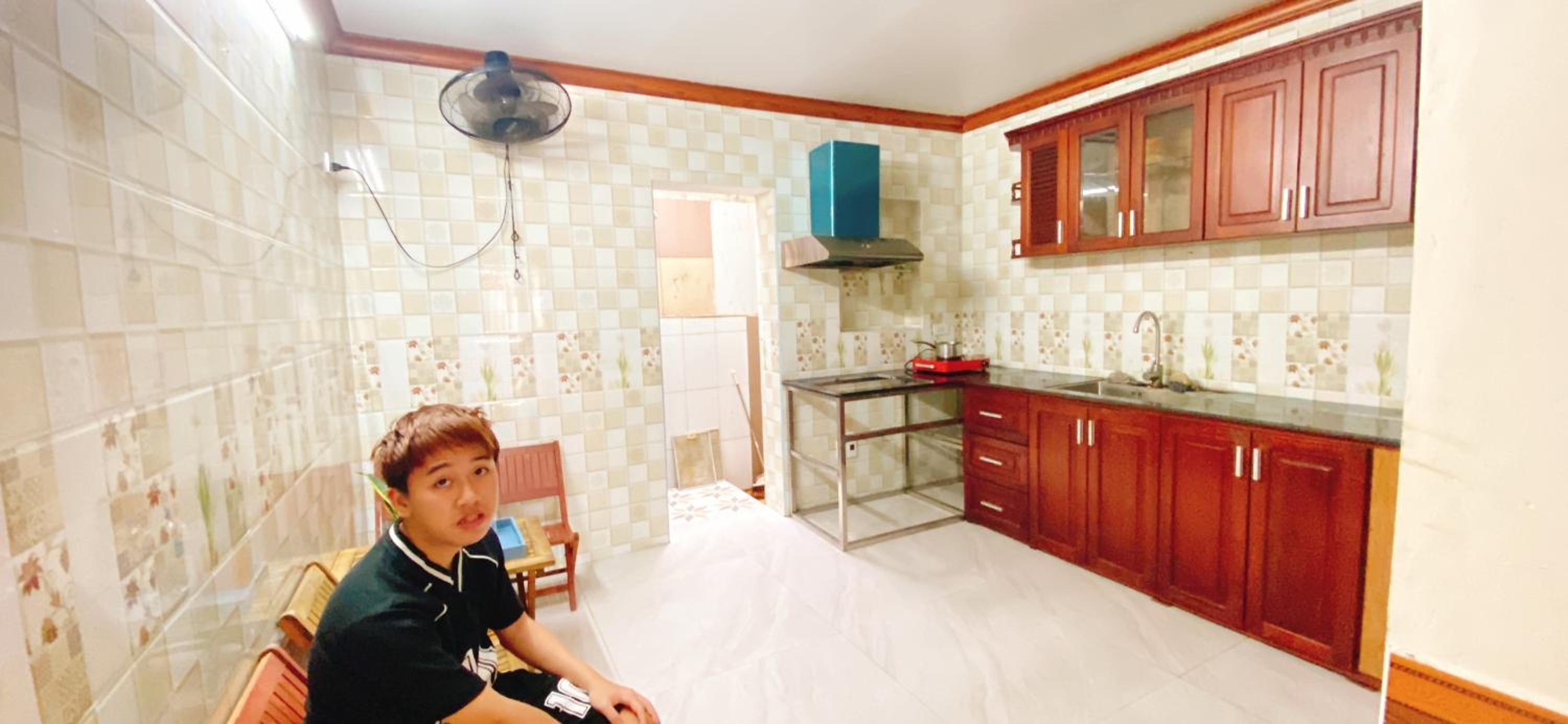 Three-Bedroom House photo 2