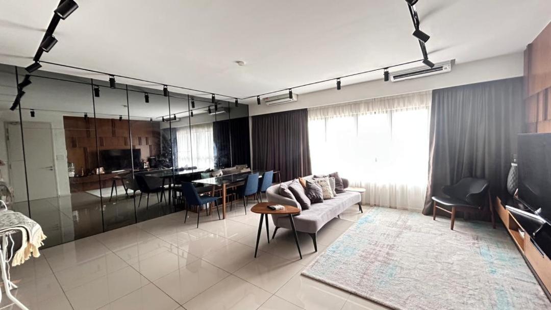 Apartment photo 1