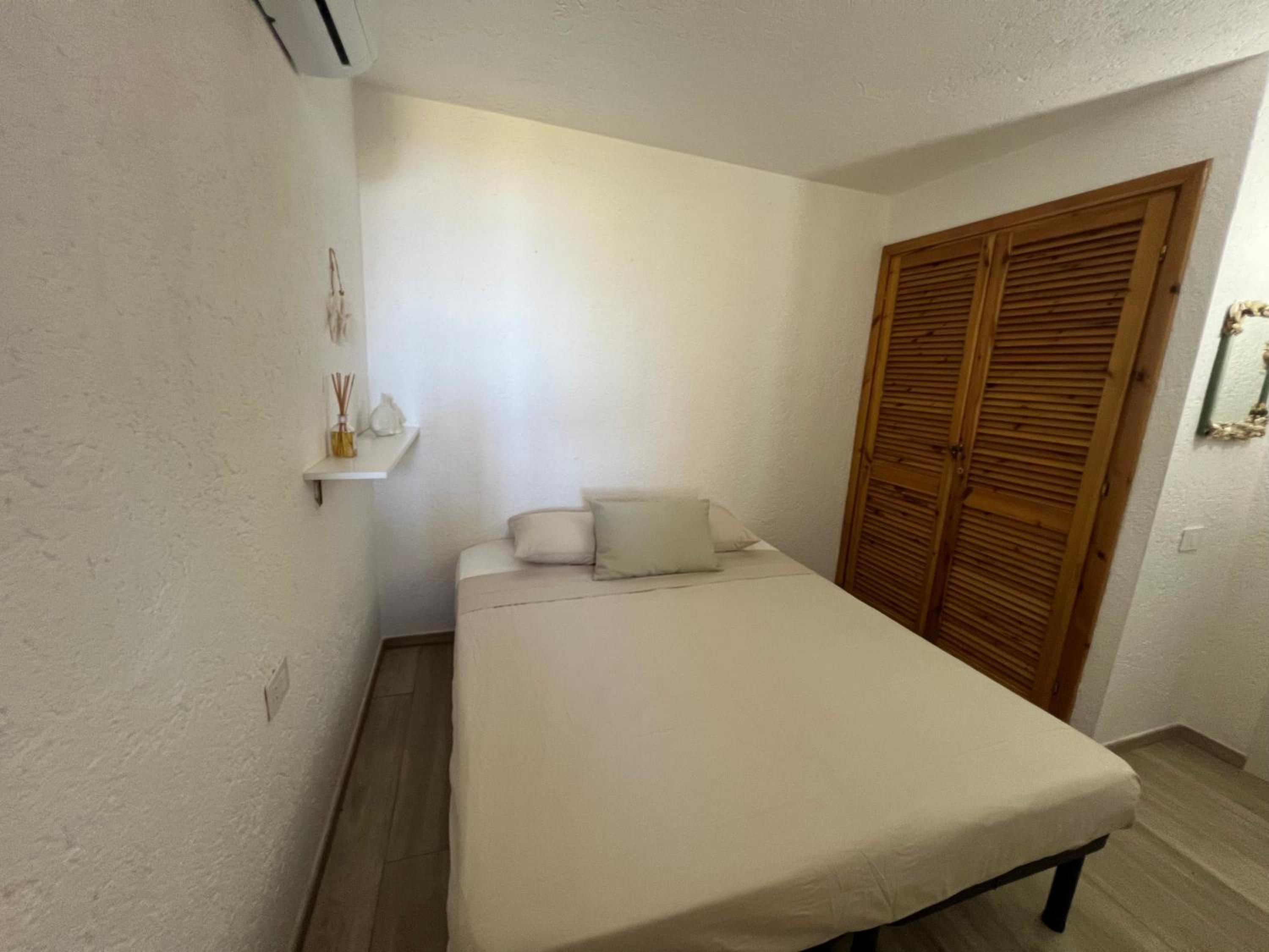 Two-Bedroom Apartment with Terrace and Sea View photo 1
