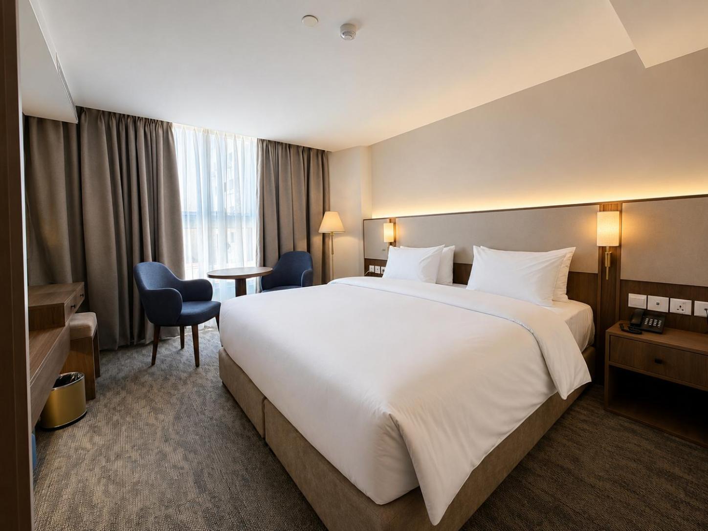 Superior King Room