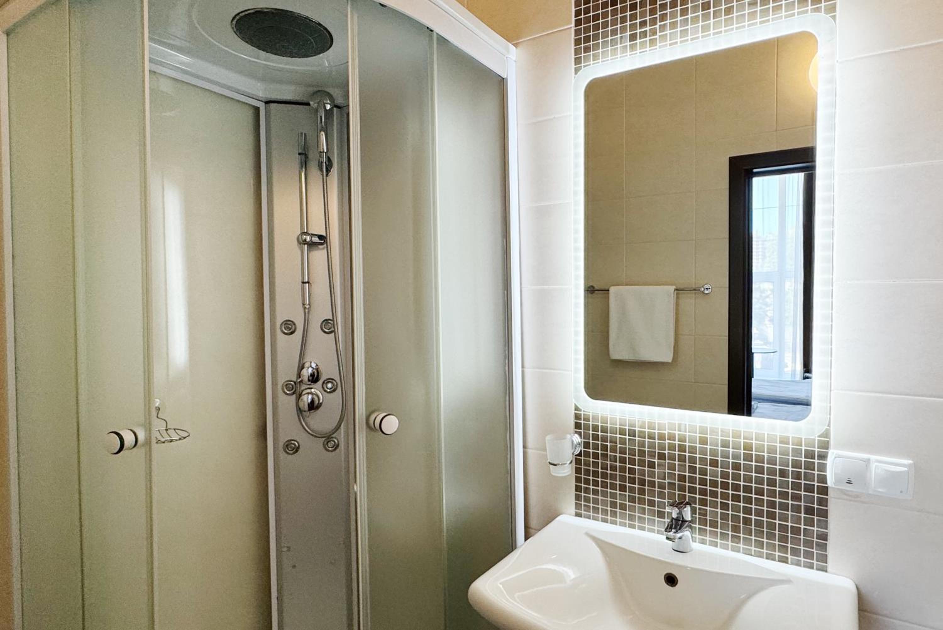 Suite Double or Twin Room photo 3