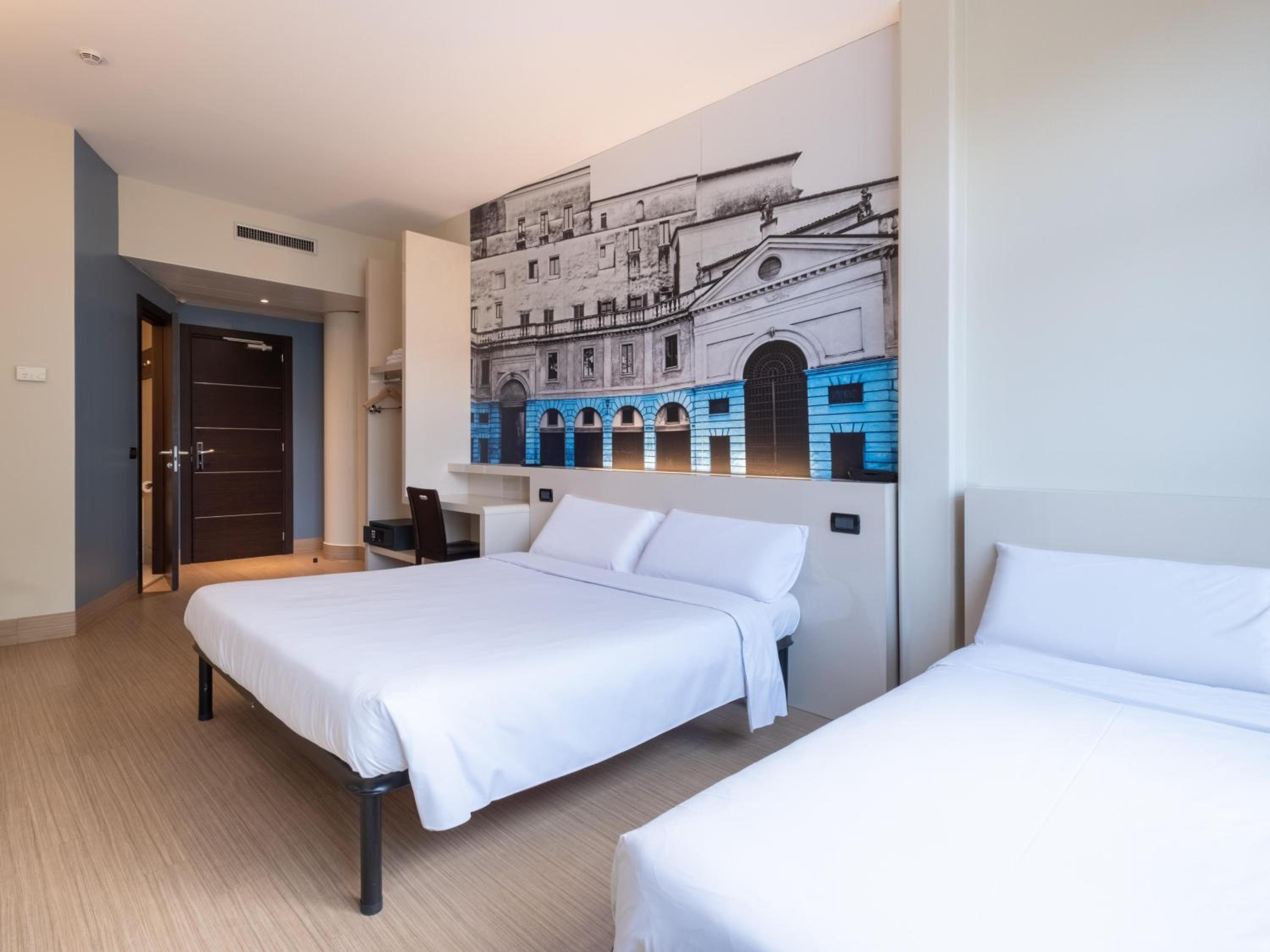 Triple Room - Photo 1
