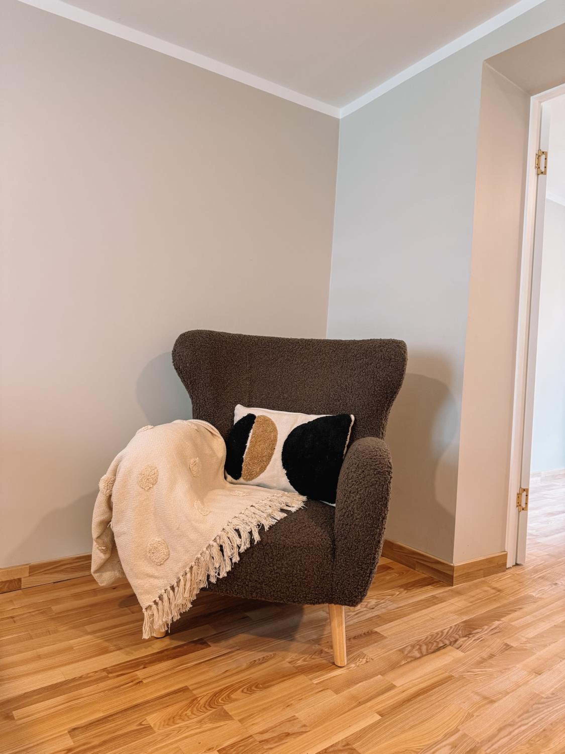 One-Bedroom Apartment - Photo 10