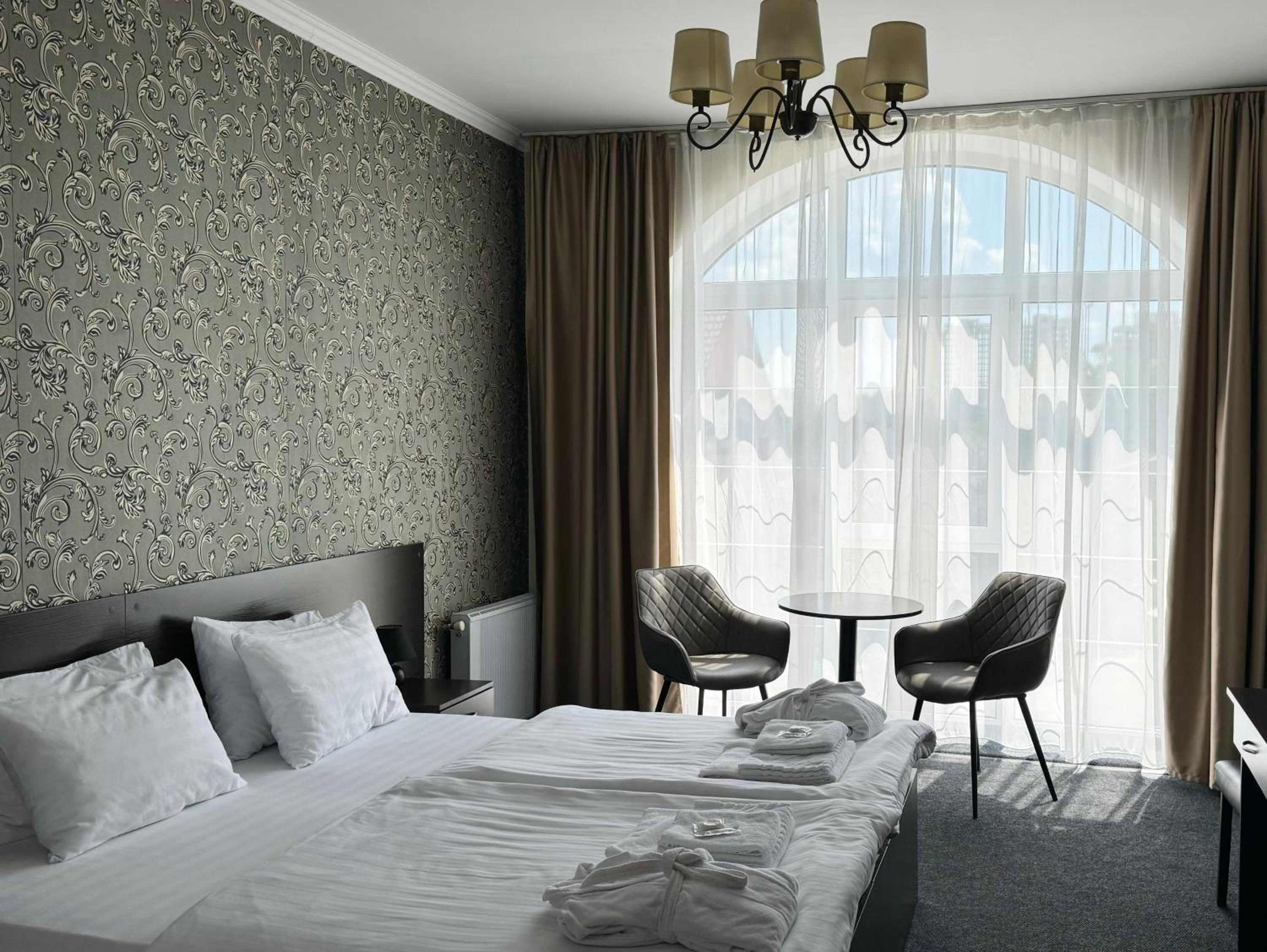 Suite Double or Twin Room photo 1