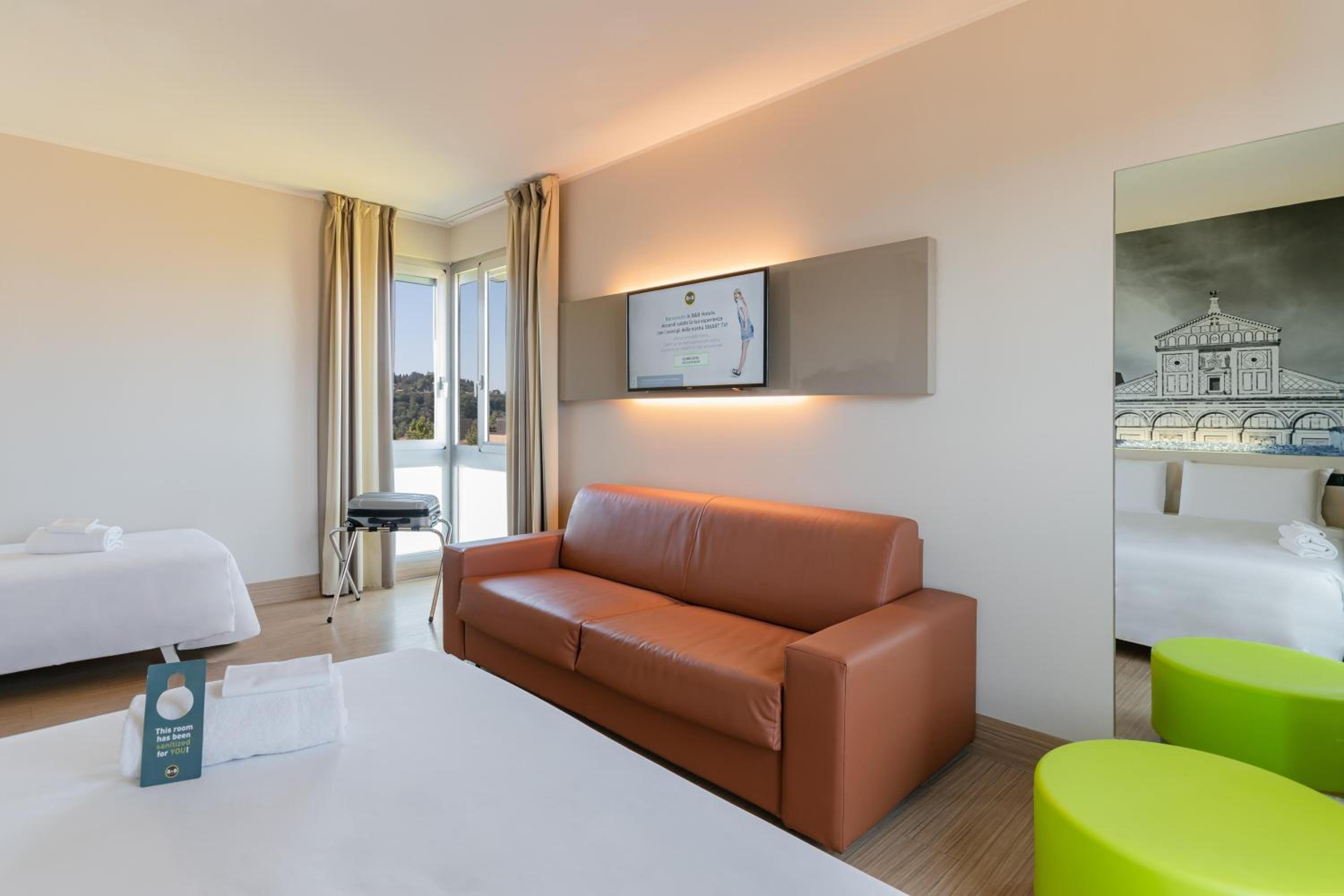 Triple Room