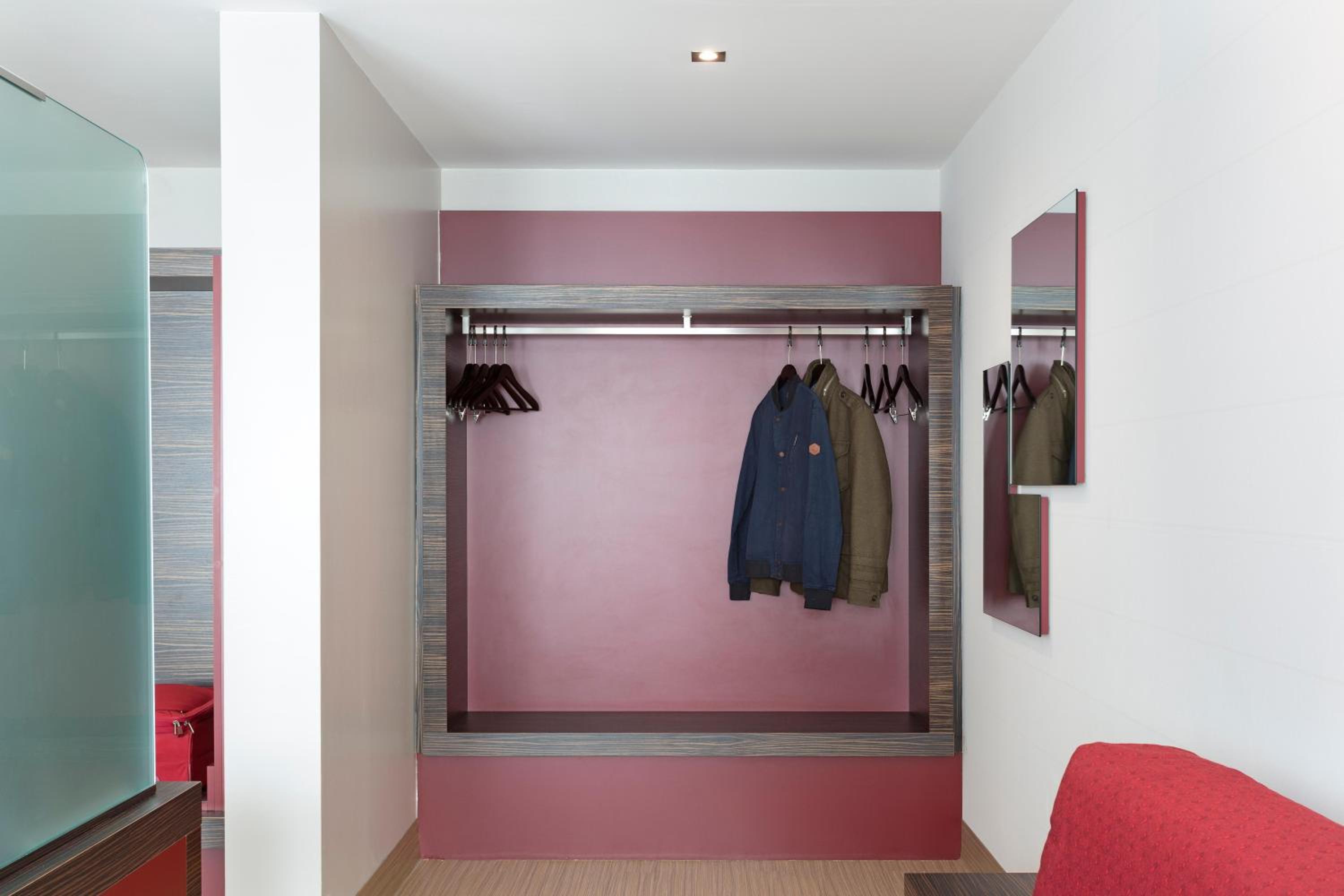 Quadruple Room - Photo 3