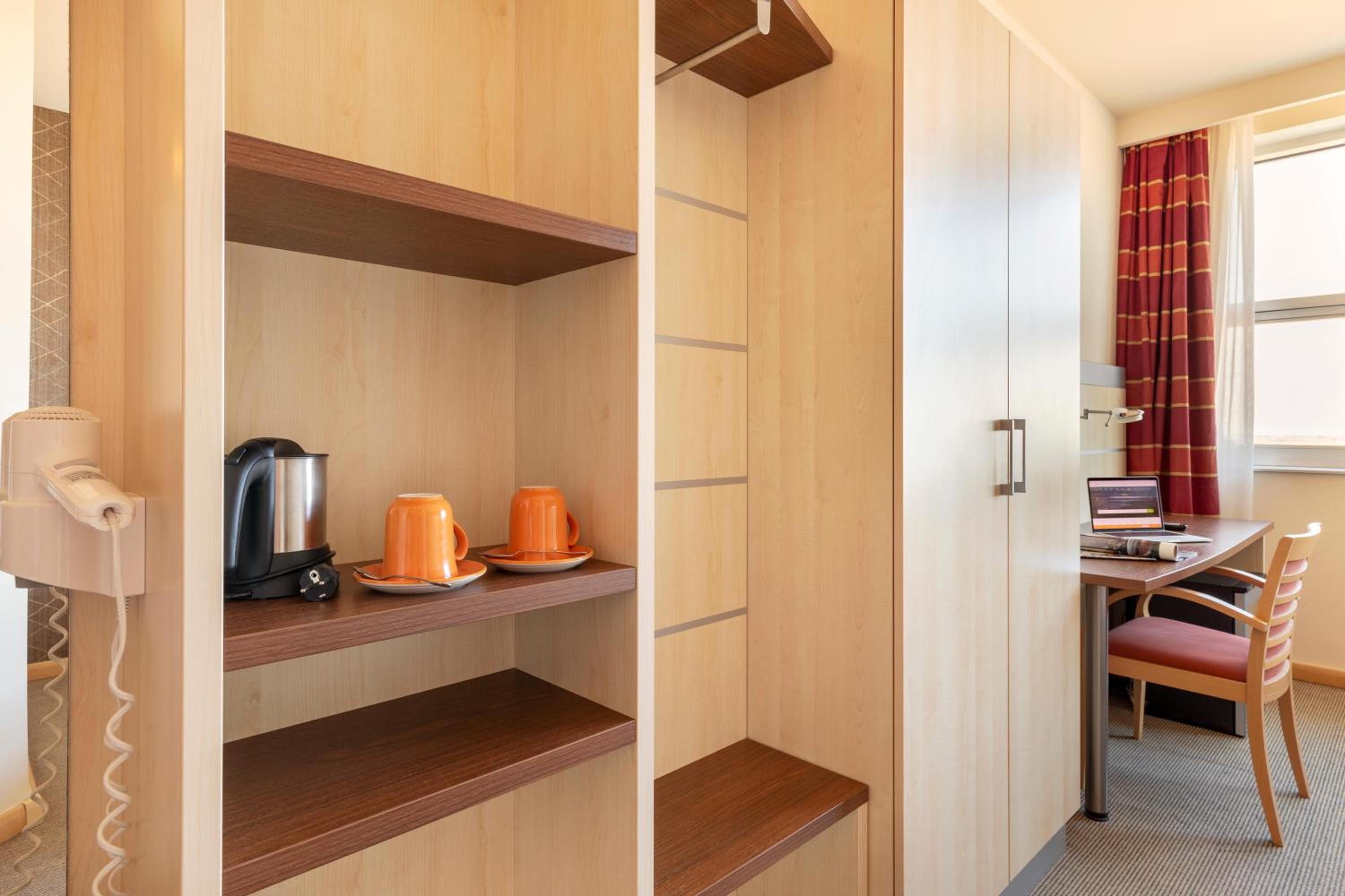 Double Room - Photo 10