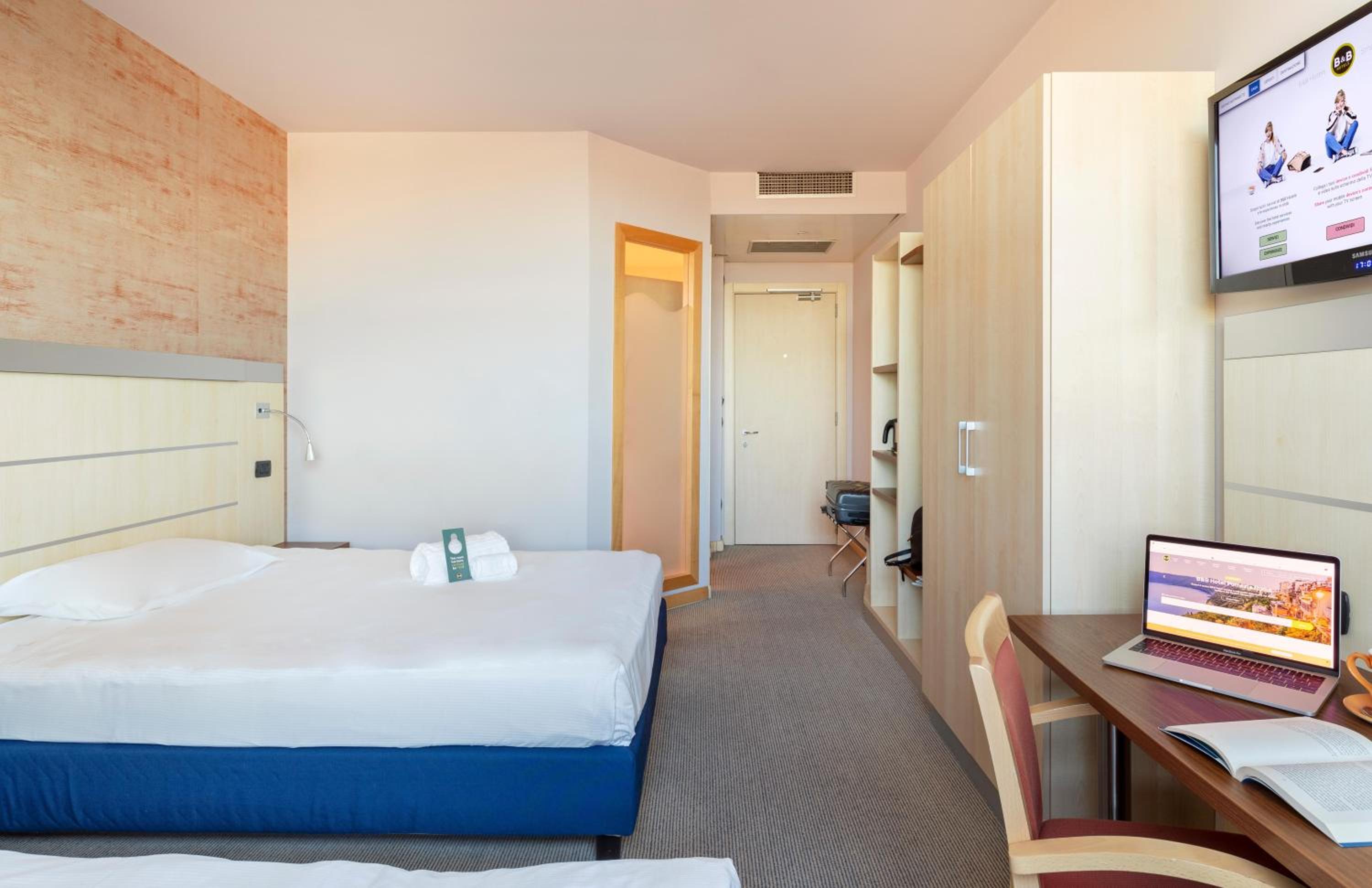 Twin Room - Photo 4