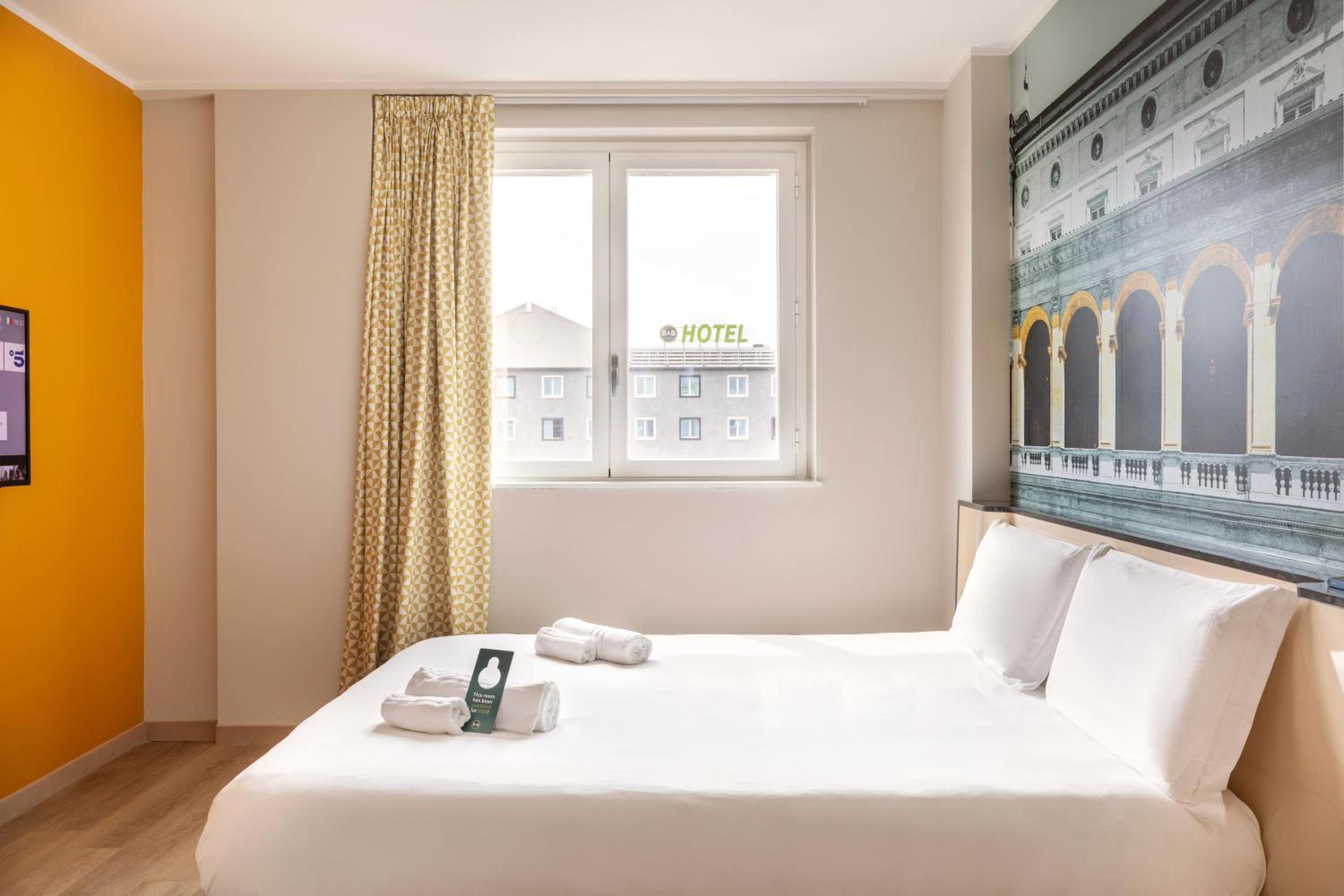 Double Room - Photo 2
