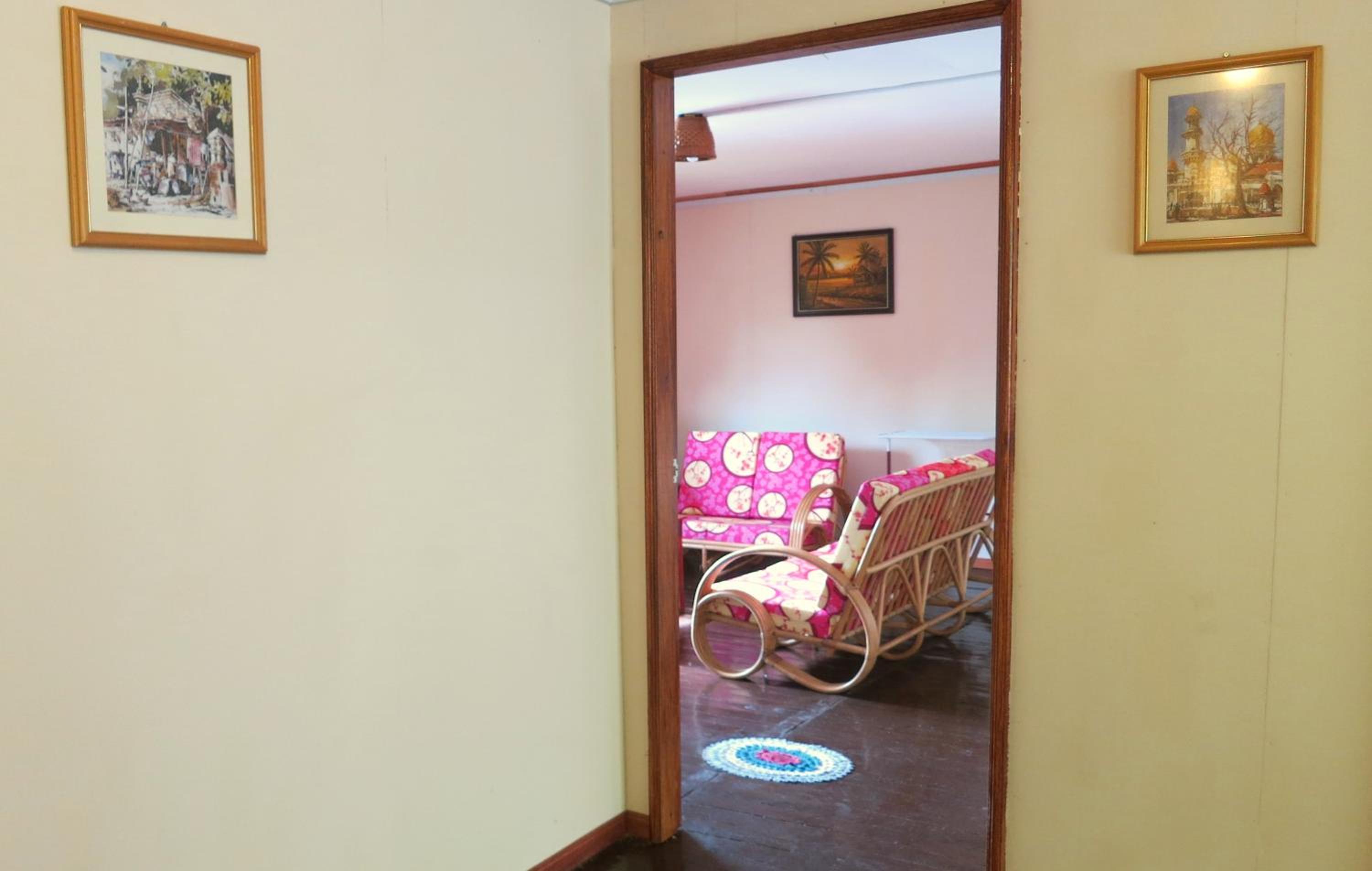 Family Room with Garden View