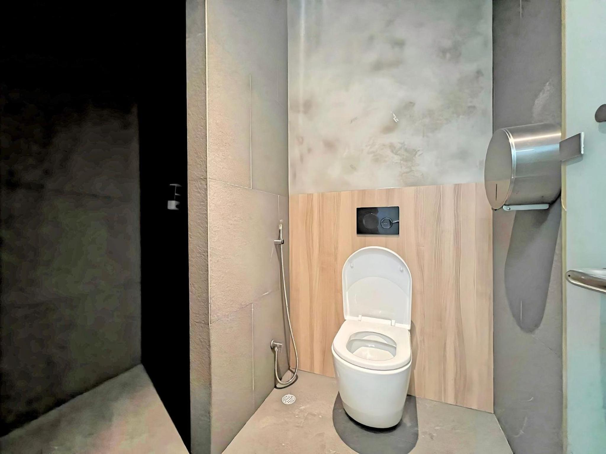 Upper Decker Female Room (Common) photo 2