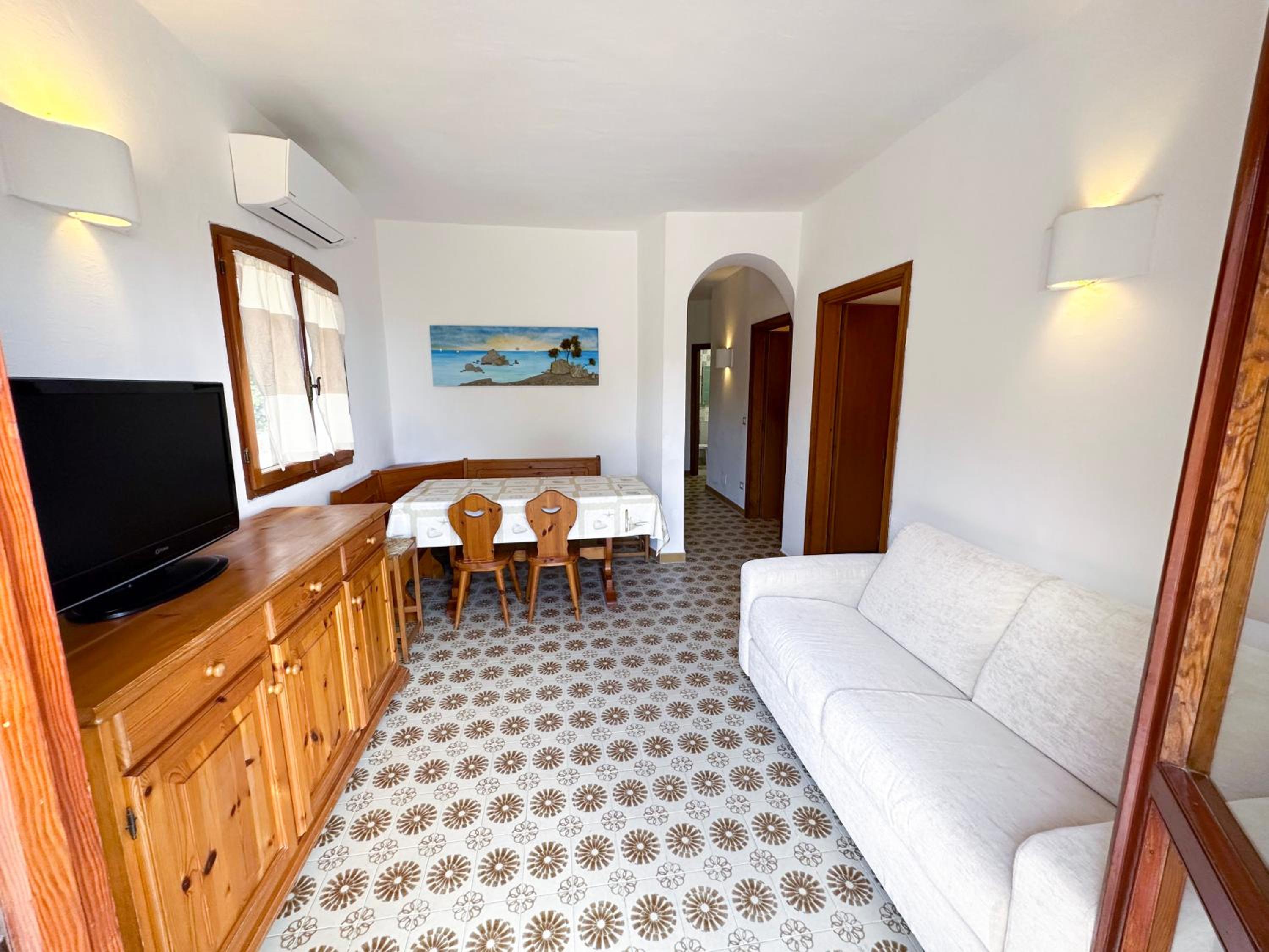 Two-Bedroom House photo 2