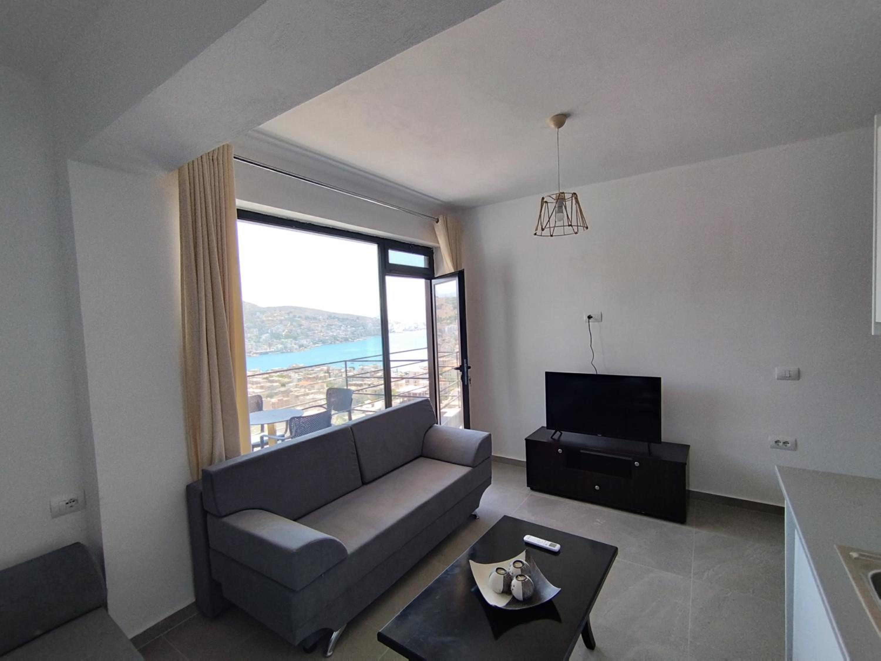 One-Bedroom Apartment with City View