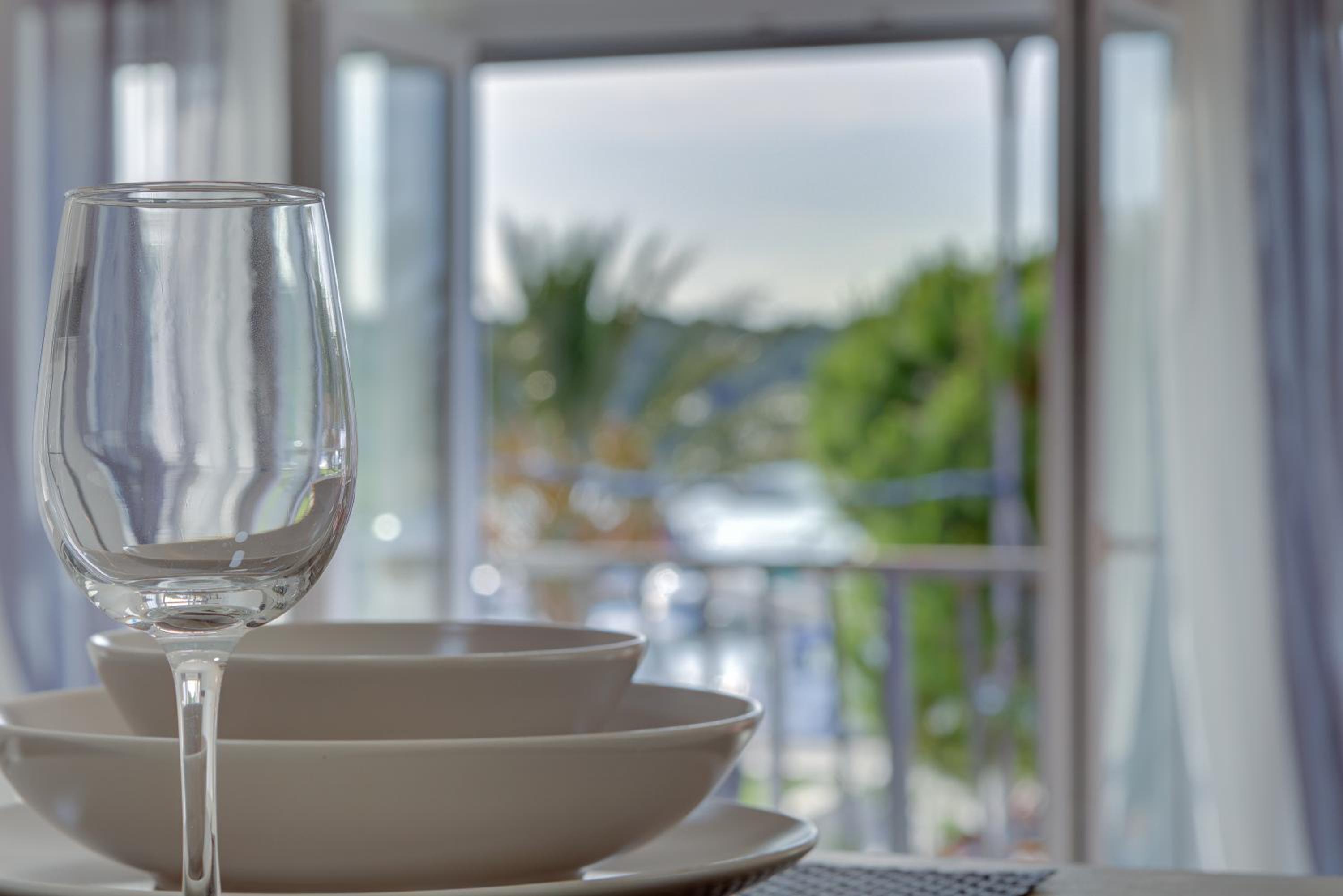 One-Bedroom Apartment with Balcony photo 3