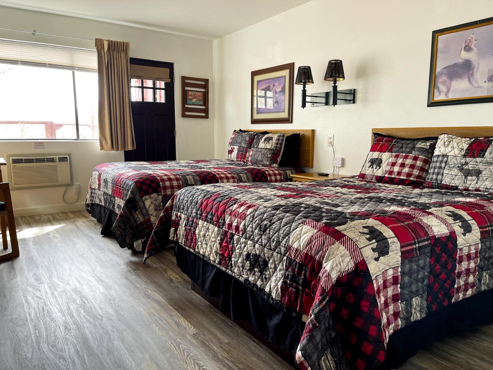 Deluxe Double Room with Balcony and Sea View - Photo 1
