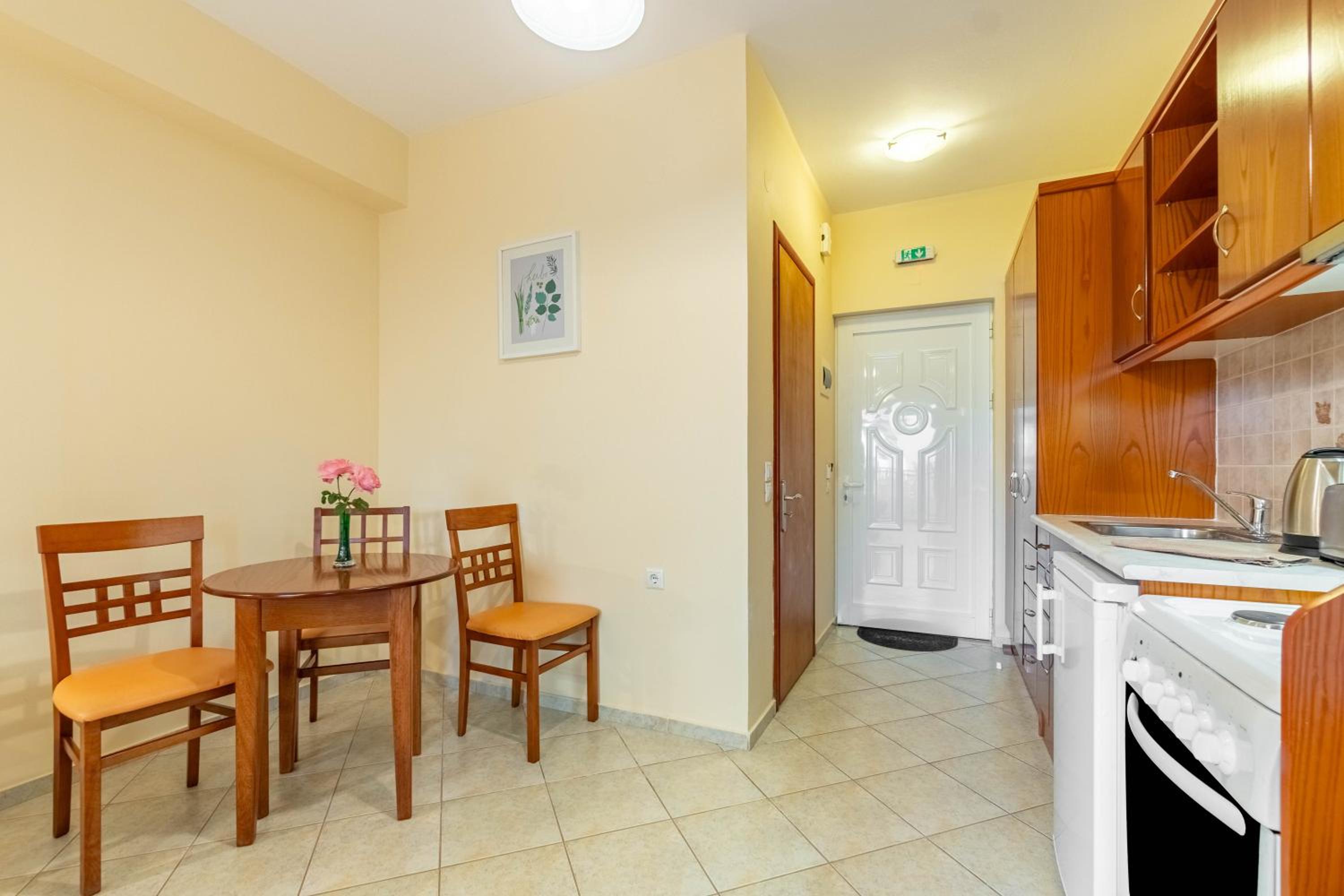 Double Room with Garden View photo 3