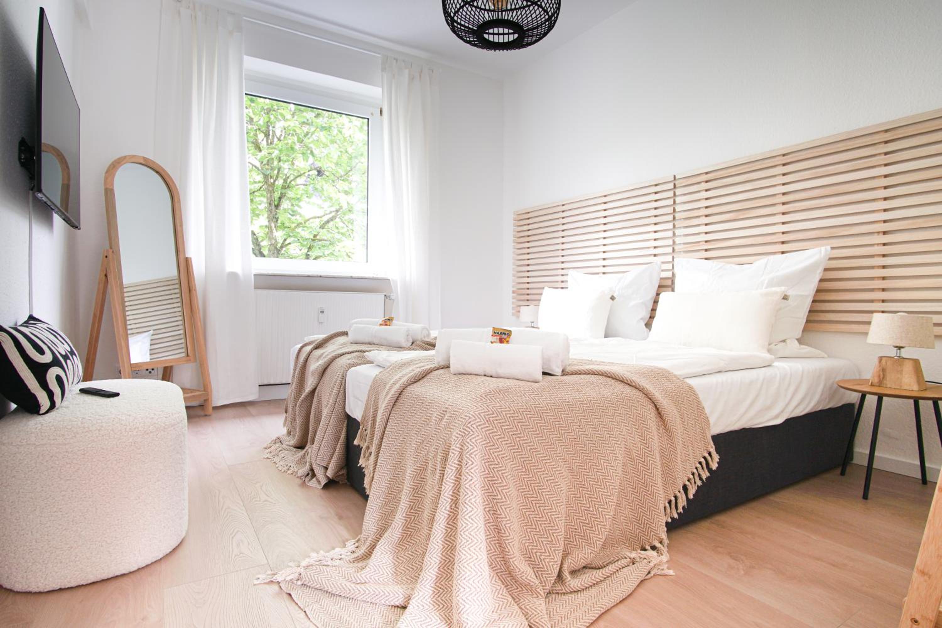 Two-Bedroom Apartment with Balcony photo 1
