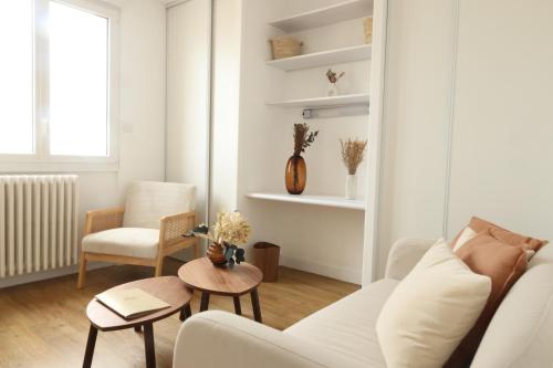 King Suite with Balcony photo 3