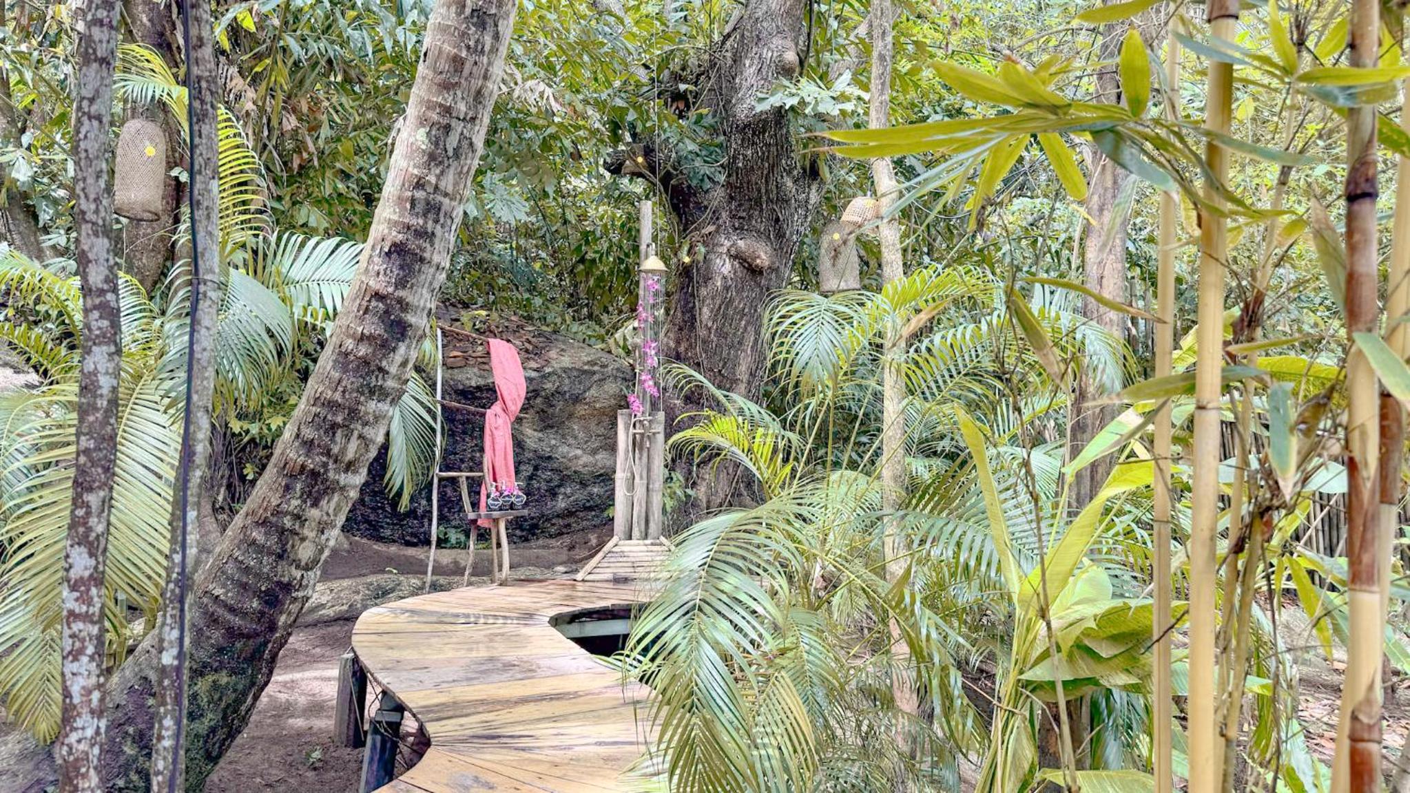 Deluxe Sea View Pool Villa - Sanghamitra photo 3