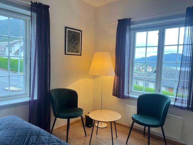 Superior Double Room with Sea View - Photo 4