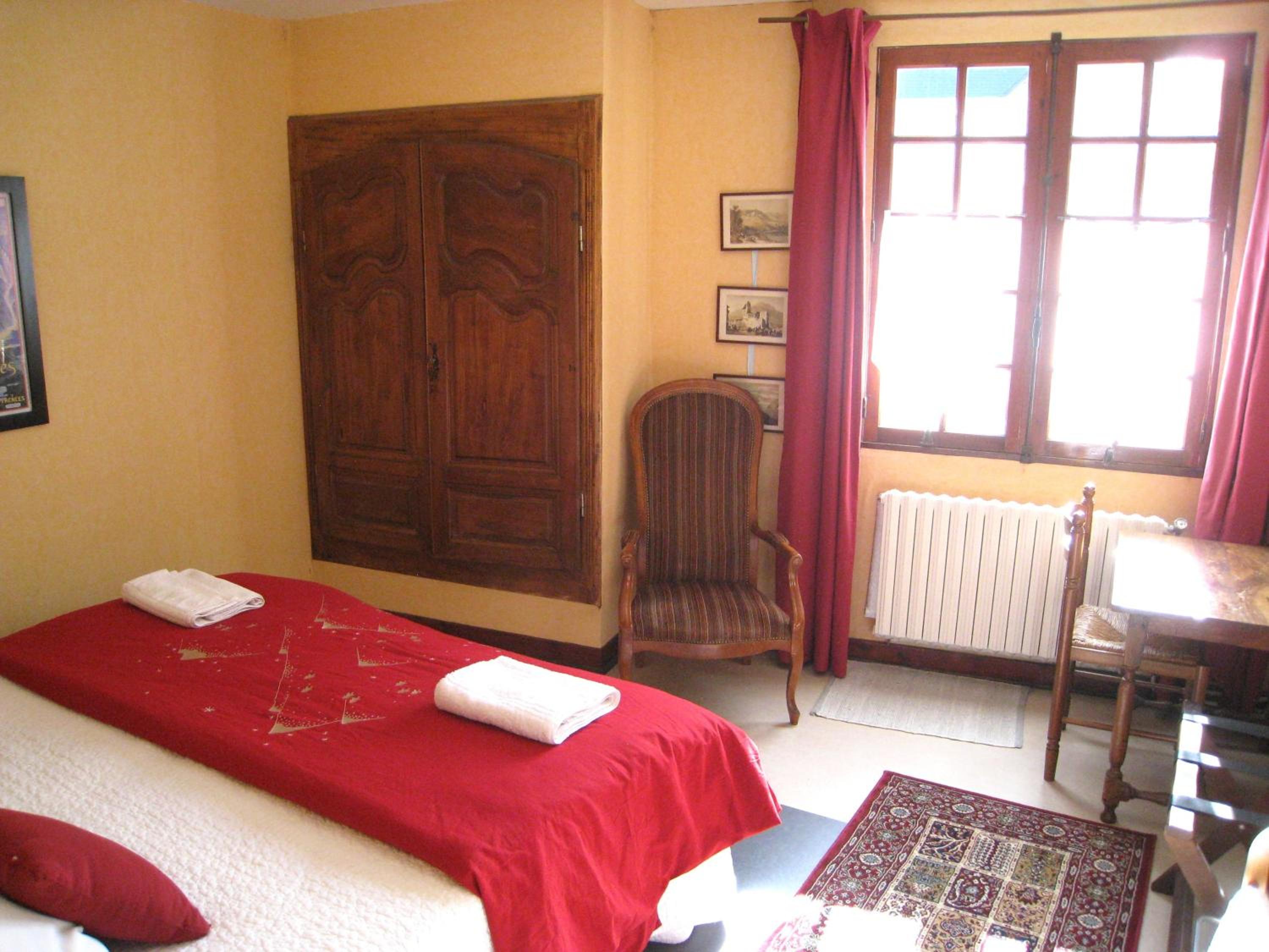 Double Room - Photo 13