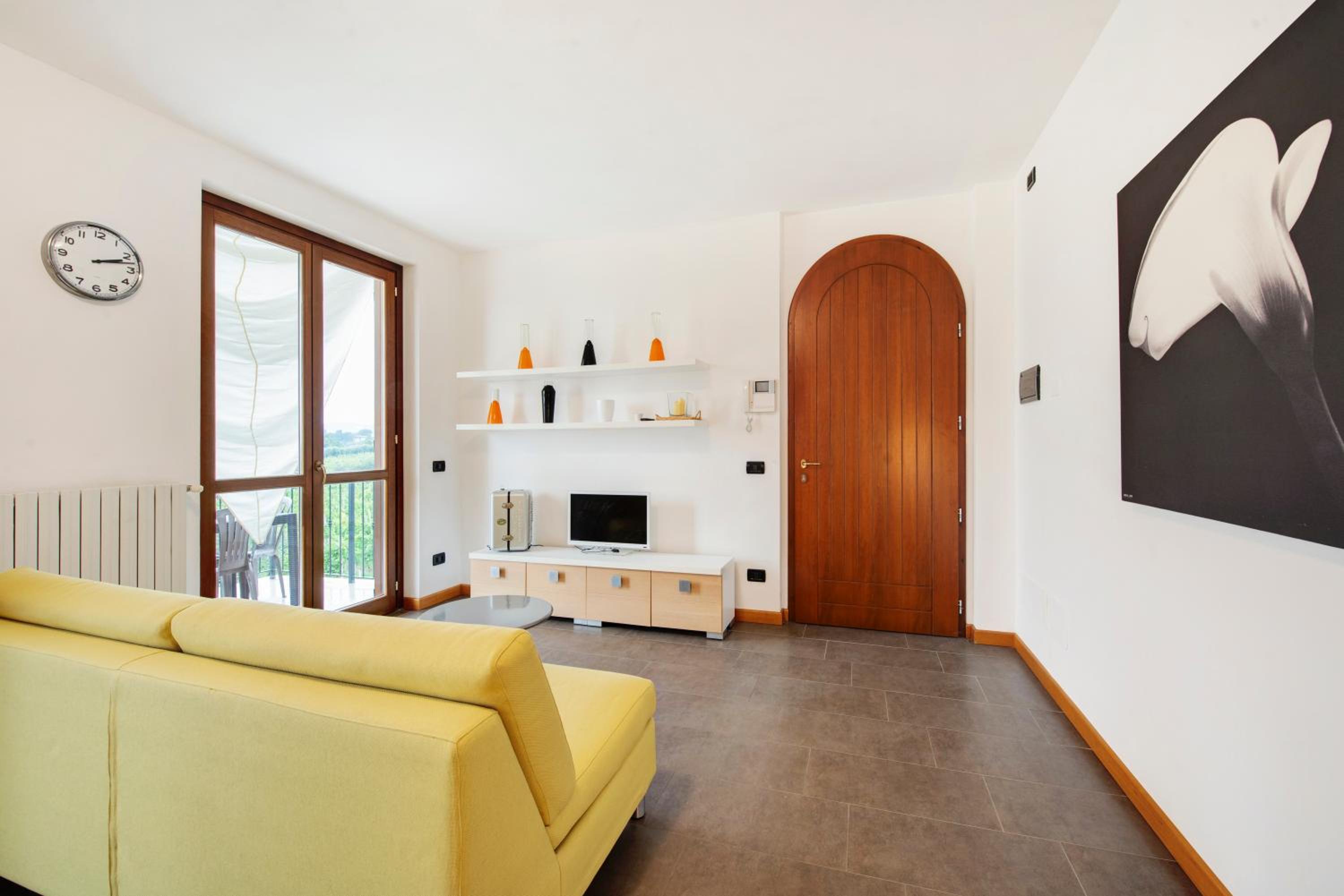 Superior One-Bedroom Apartment photo 1