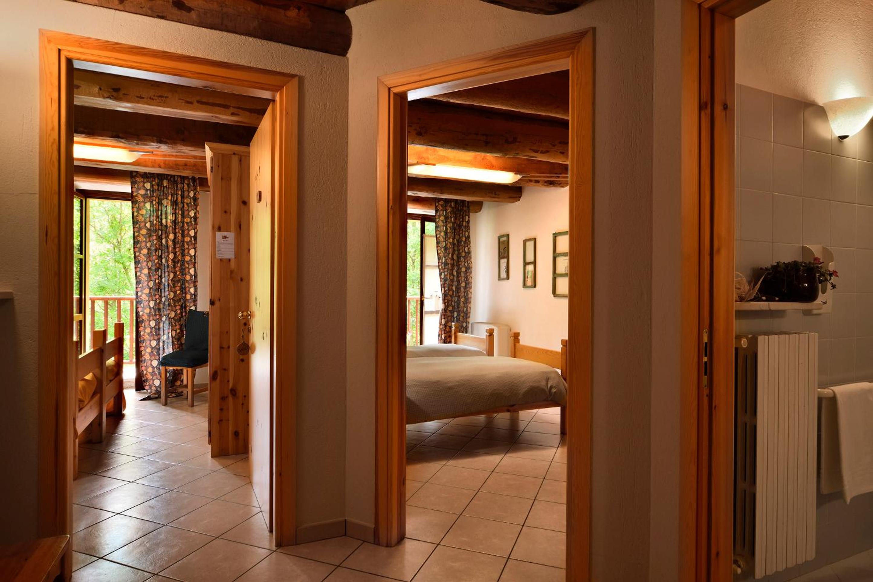 Economy Double or Twin Room photo 3