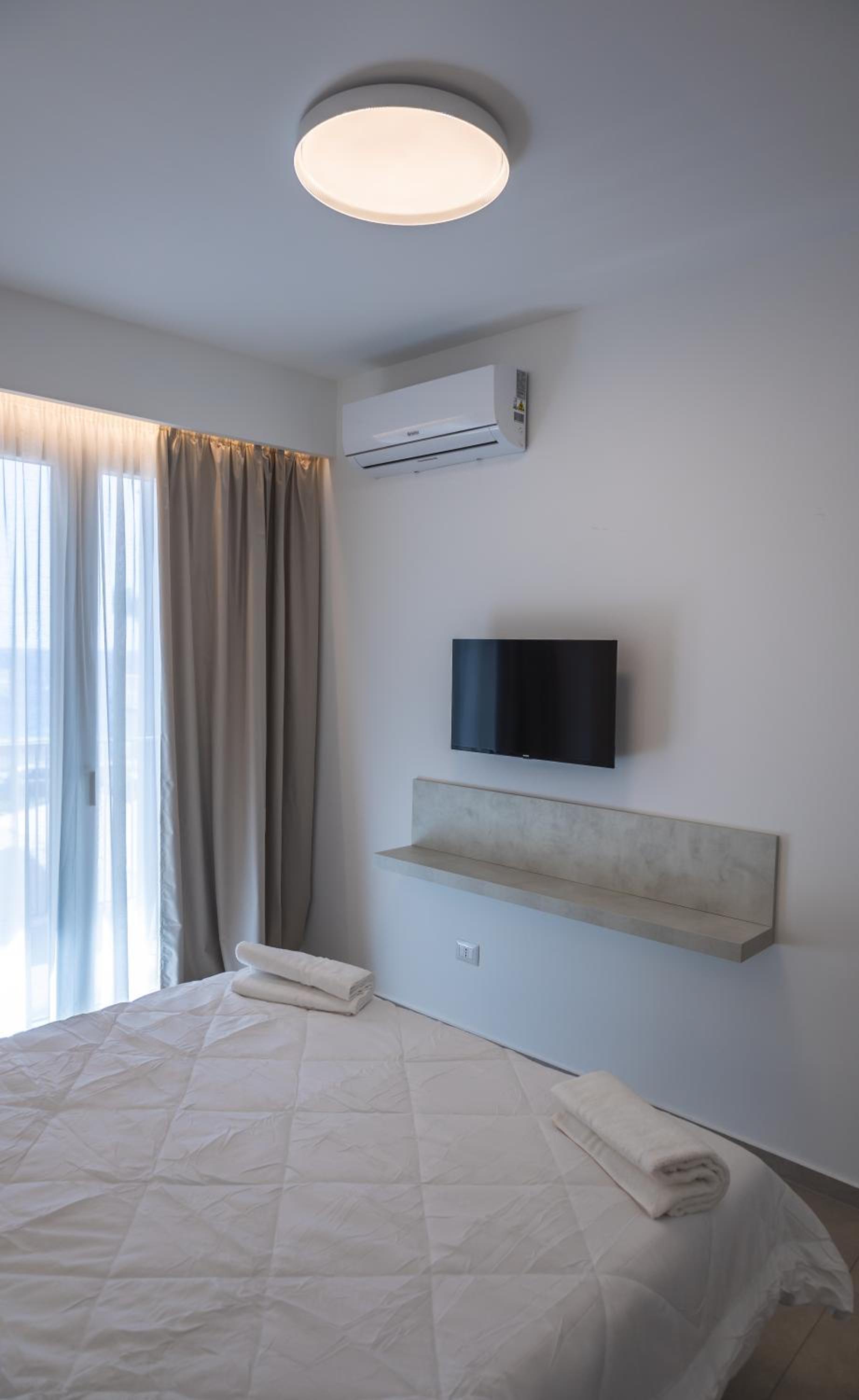 Double Room with Balcony and Sea View photo 1