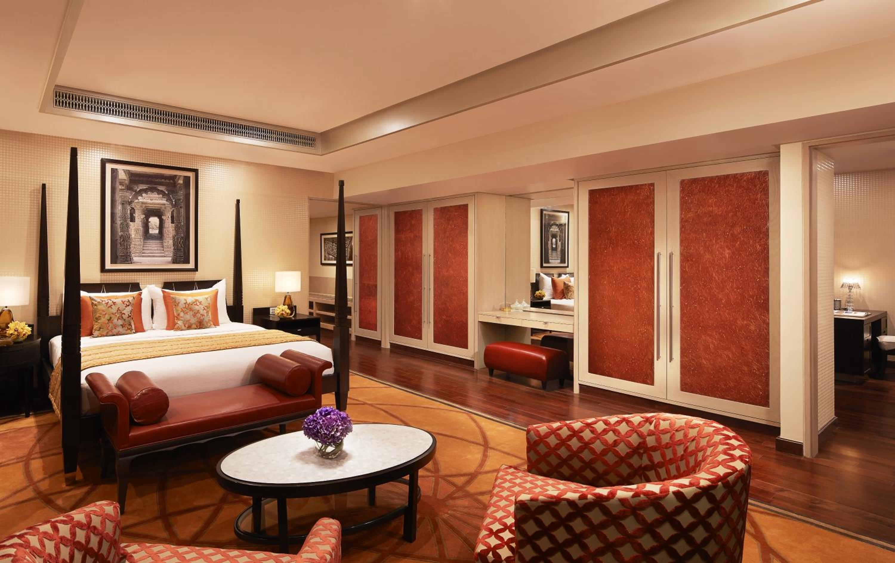 Luxury Suite with Breakfast, Two Way Airport Transfers, Evening Cocktail Hours & High-Tea