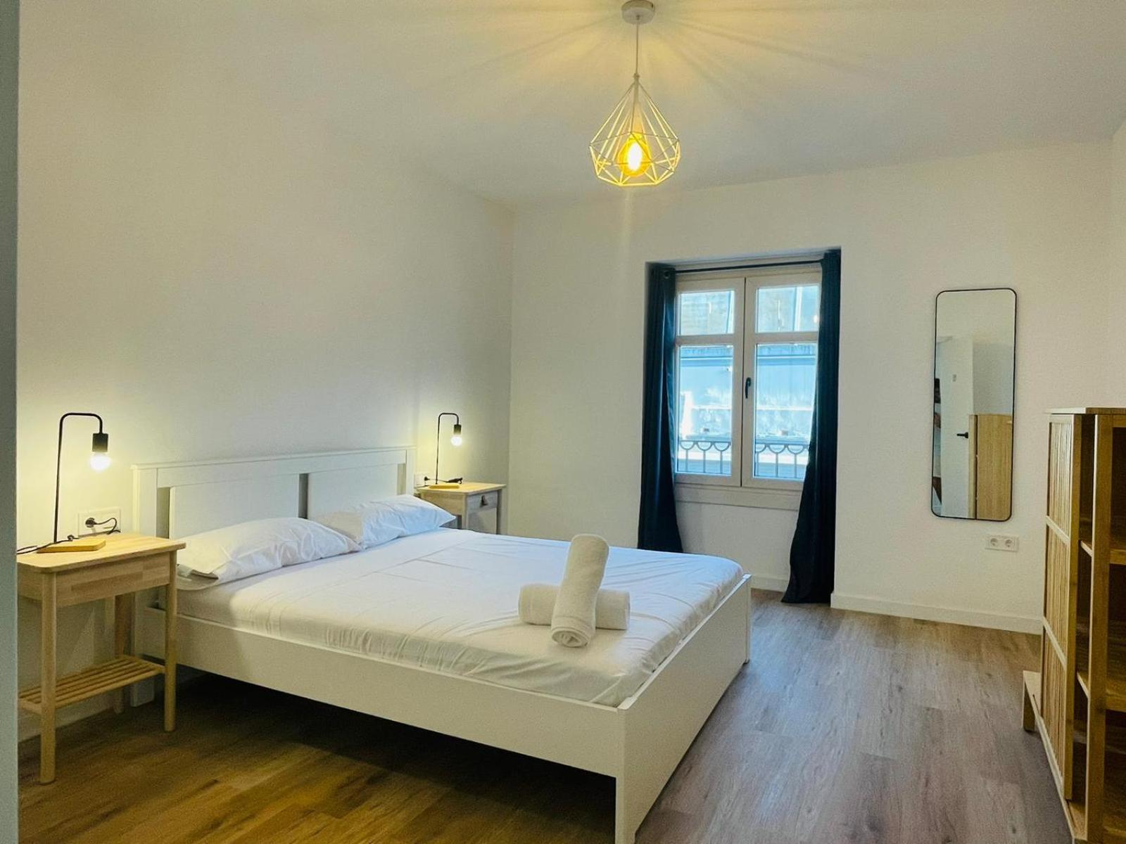 Standard Double Room With Shared Bathroom