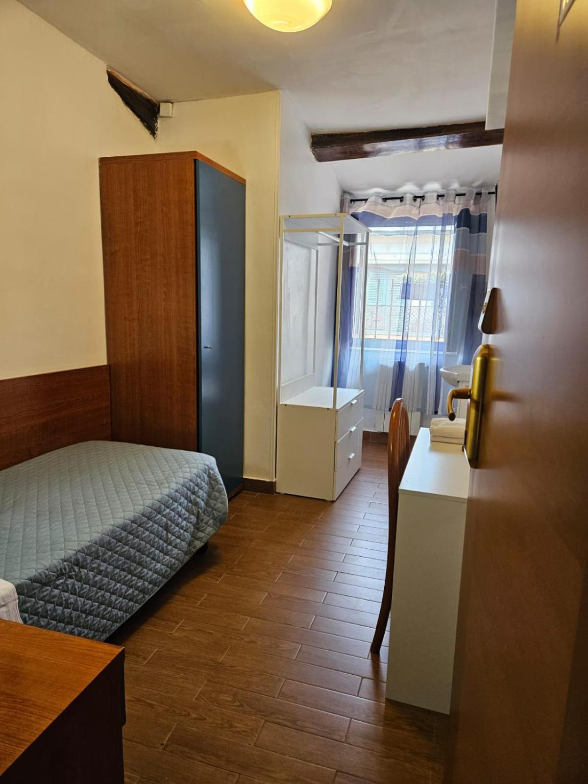 Standard Single Room photo 3