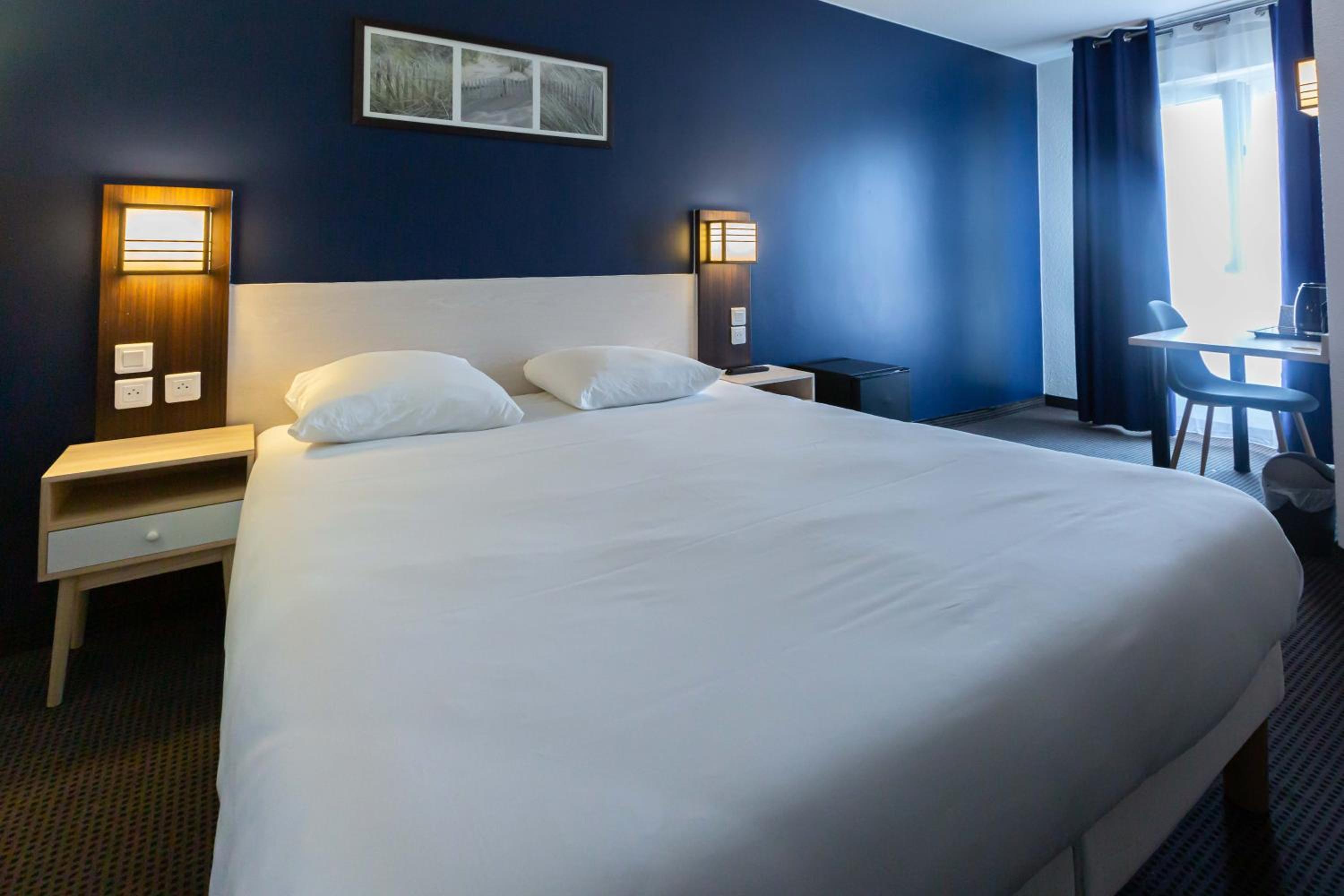 Superior Double or Twin Room - Photo 2