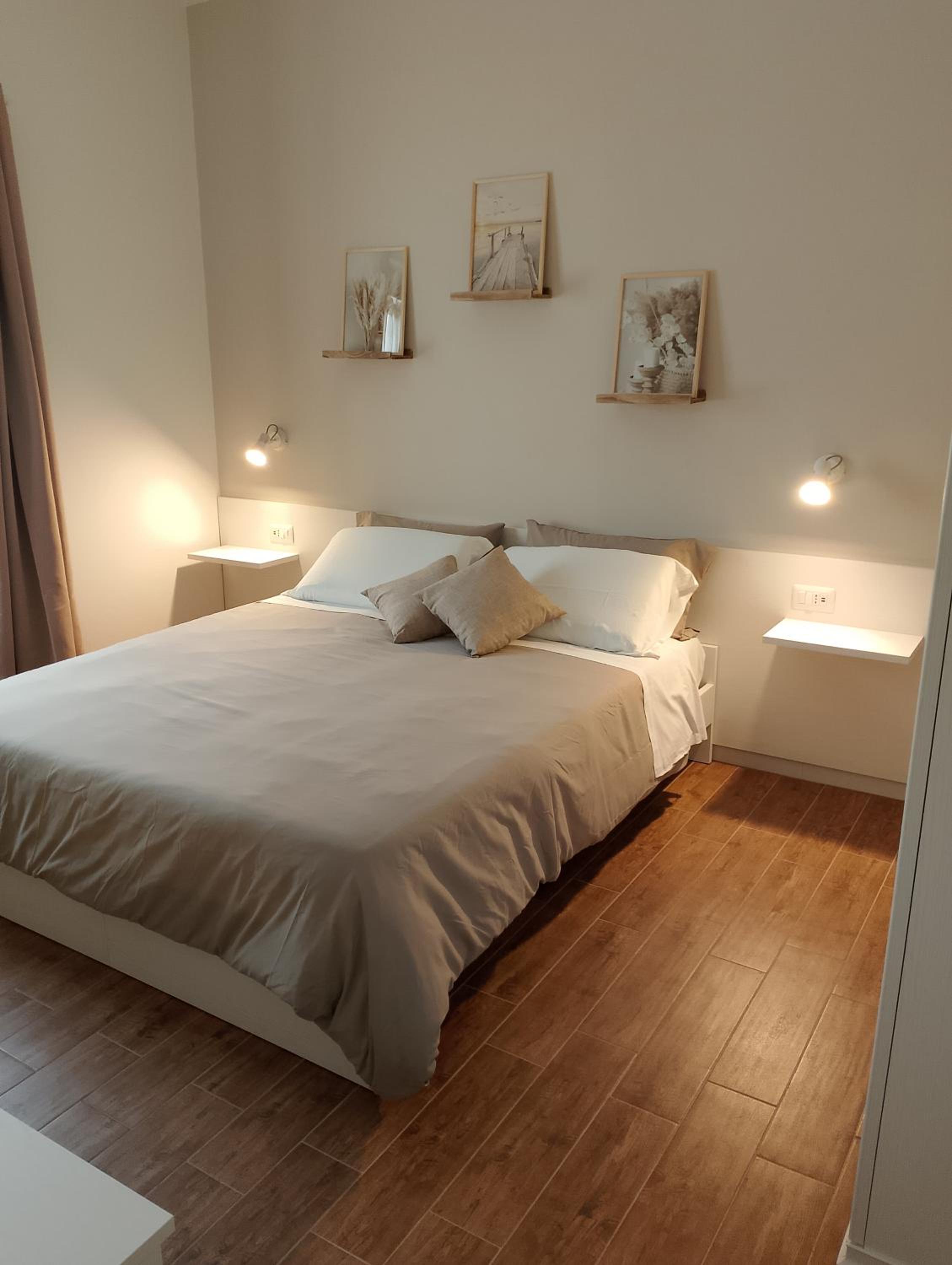 Double Room with Private Bathroom photo 1