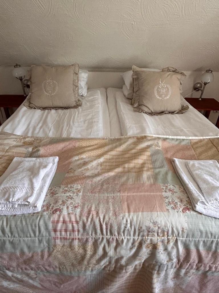 Superior Room with Spa Bath - Photo 3