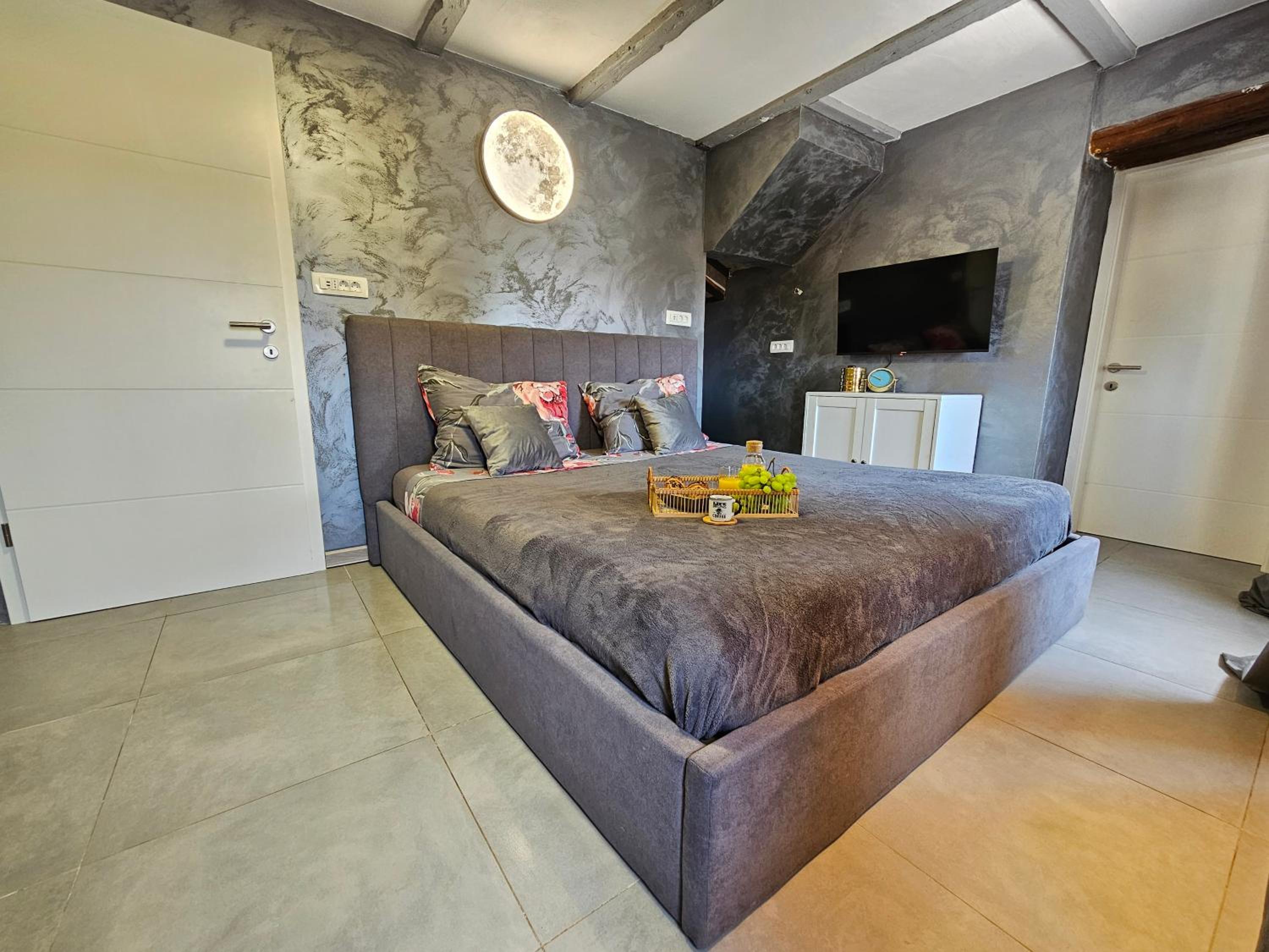 Villa photo 2