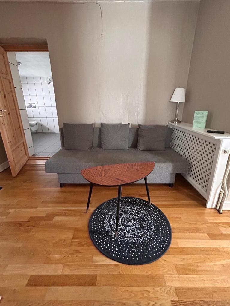 Standard Family Room - Photo 4