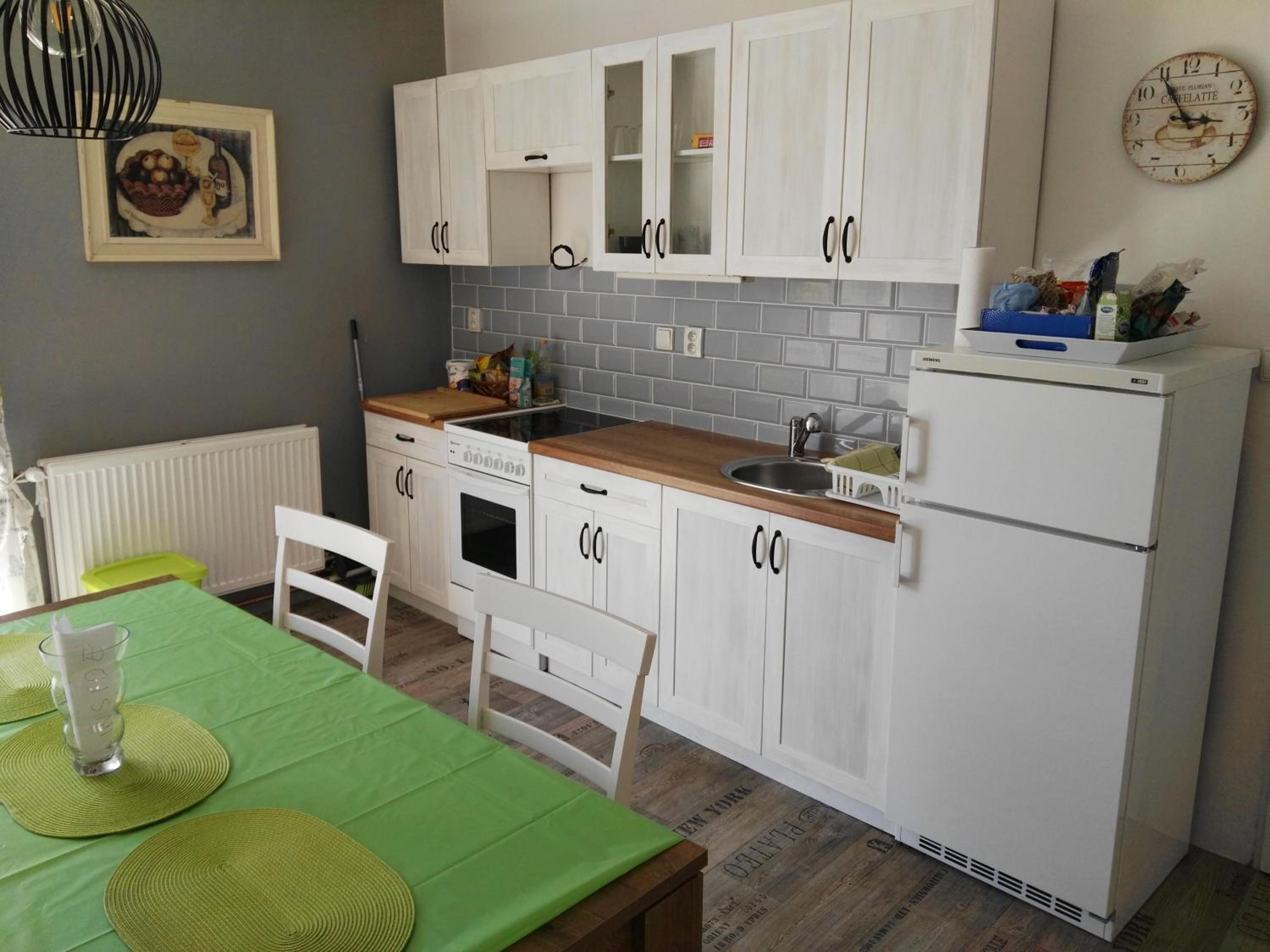 Two-Bedroom Apartment with Balcony photo 3