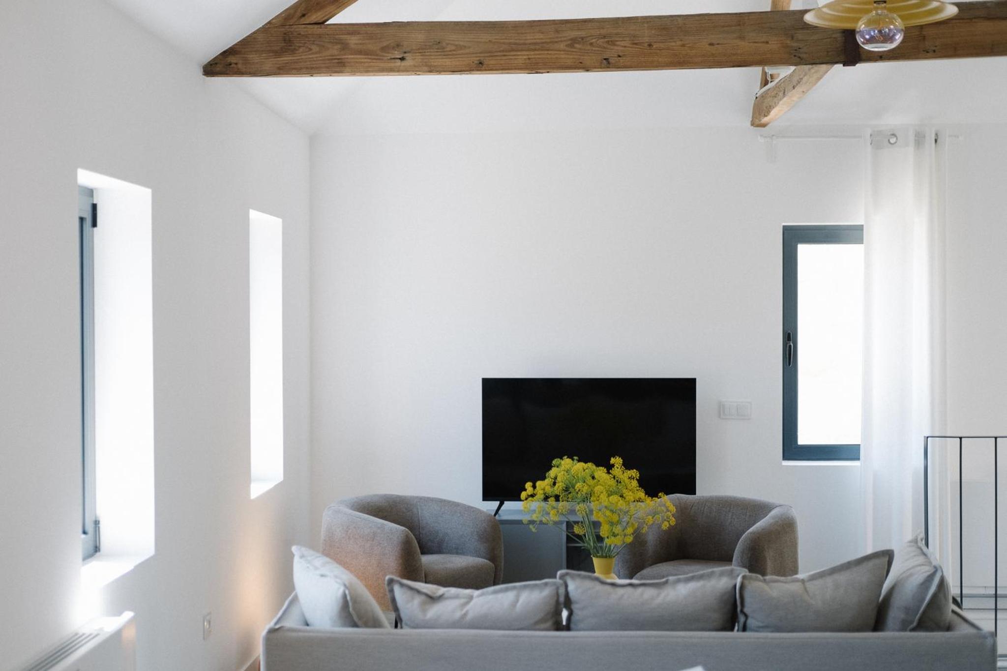 Three-Bedroom House photo 1