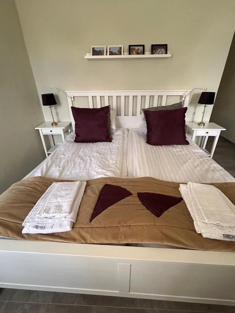 Double or Twin Room - Photo 12