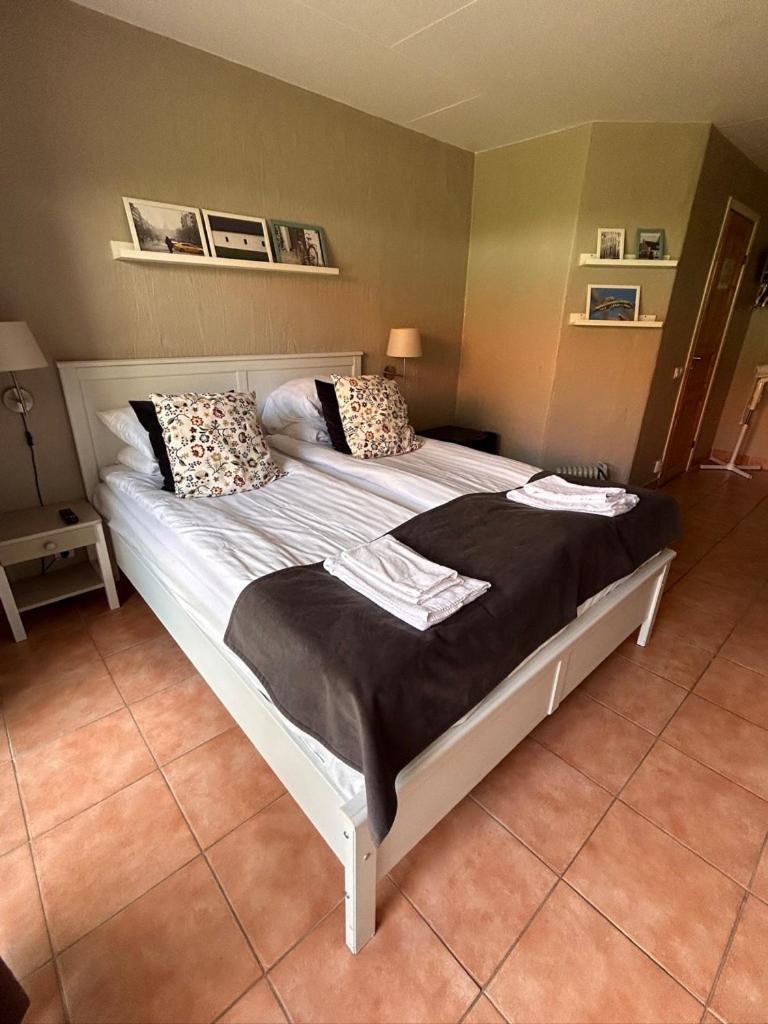 Double or Twin Room - Photo 28