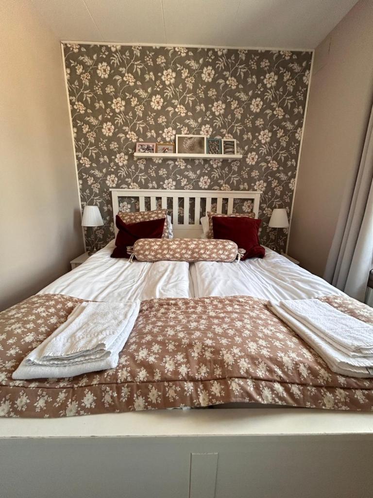 Double or Twin Room - Photo 7