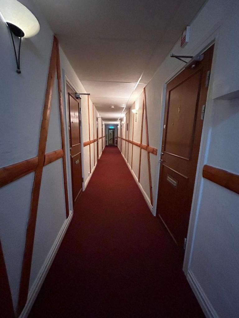 Double or Twin Room - Photo 15